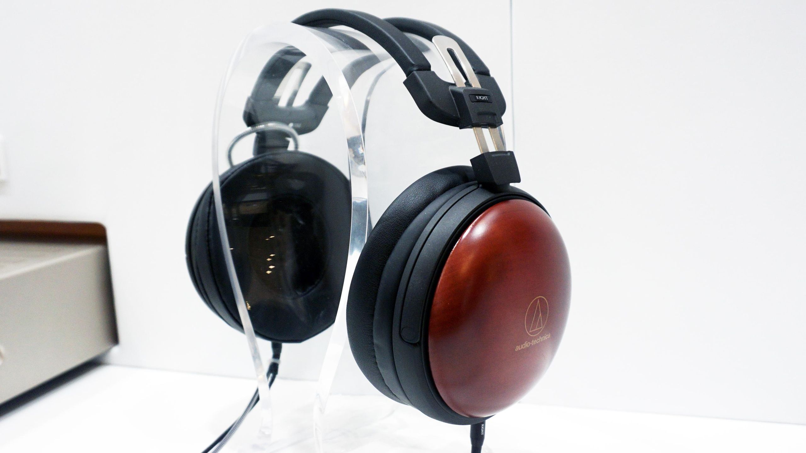 audio-technica - アム 57wAqLGG77iR6PmEd72LNT.jpg