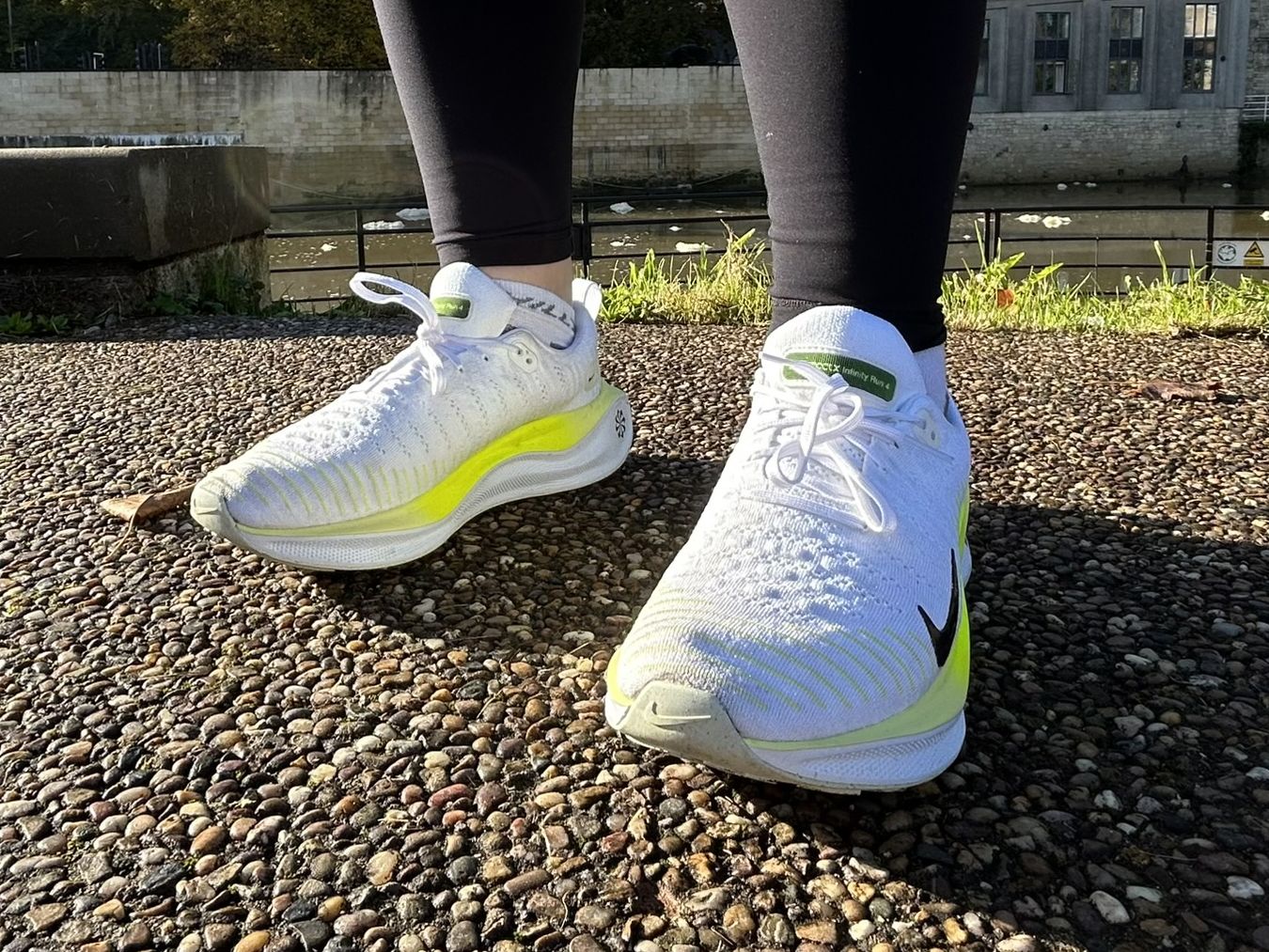 シューズ ランニング   ナイキ Nike React Infinity Run Flyknit 4 White/Yellow Nike React Infinity Run Flyknit 4 review: a smooth ride, but