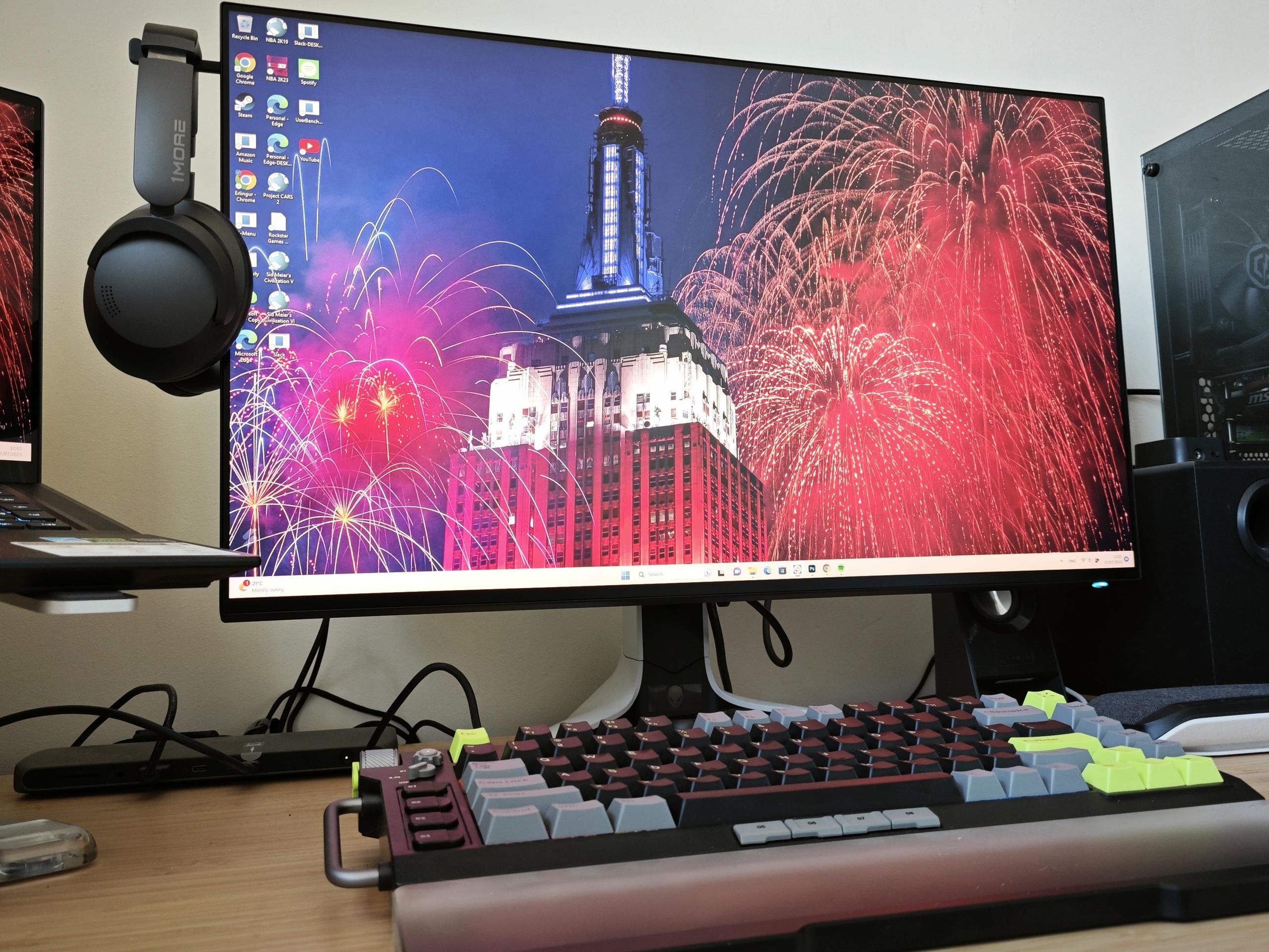 【送料無料】 Alienware ゲーミングモニター AW2723DF Alienware 27 Gaming Monitor - AW2723DF 884116431435| eBay