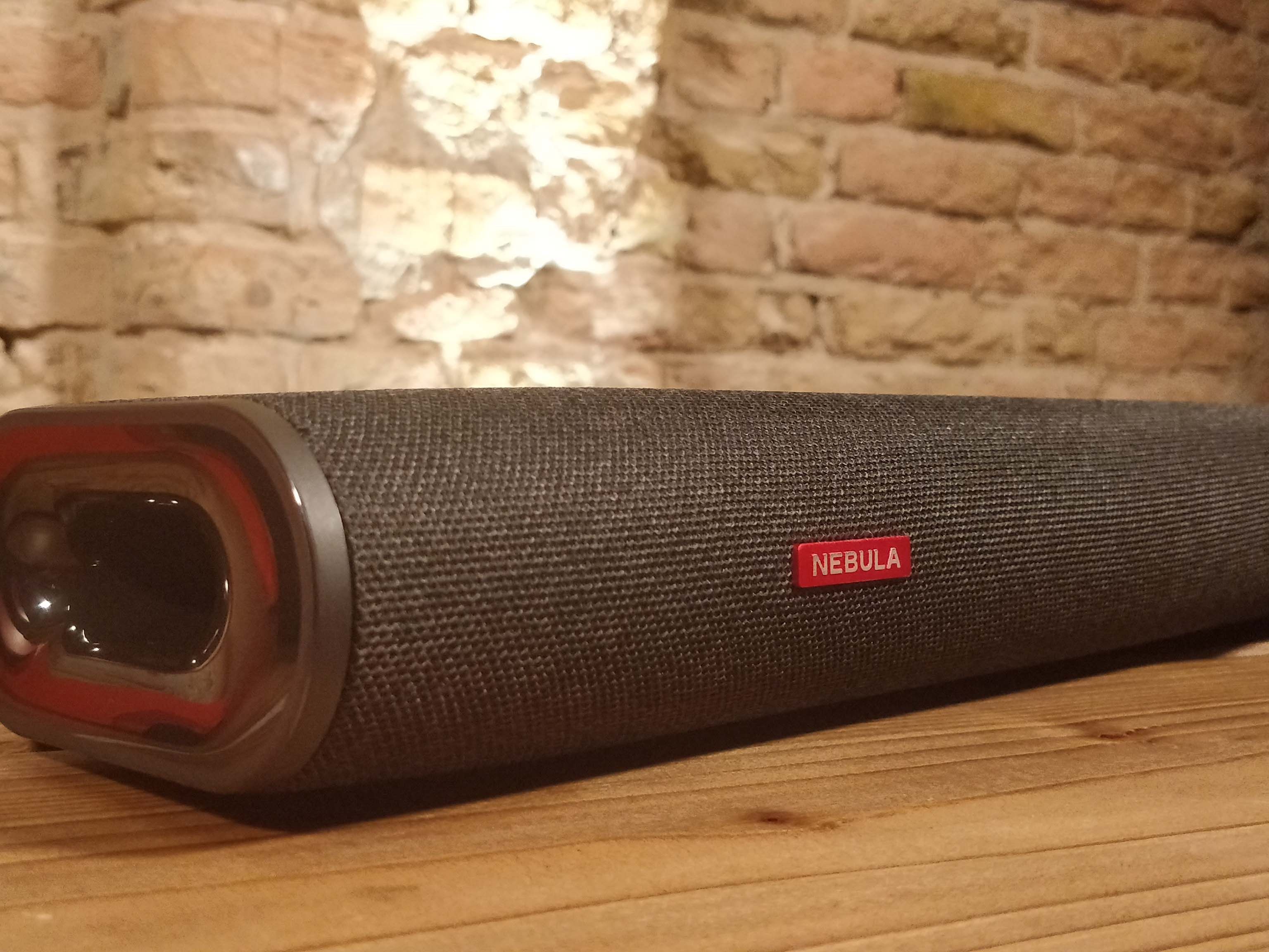 Anker Nebula Apollo 本体と、fire stick tv How to Use Fire TV Stick (3rd Gen) on Anker Nebula Capsule