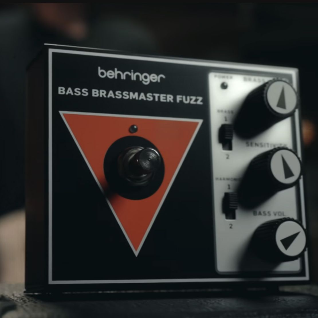 Behringer | Product | BASS BRASSMASTER FUZZ