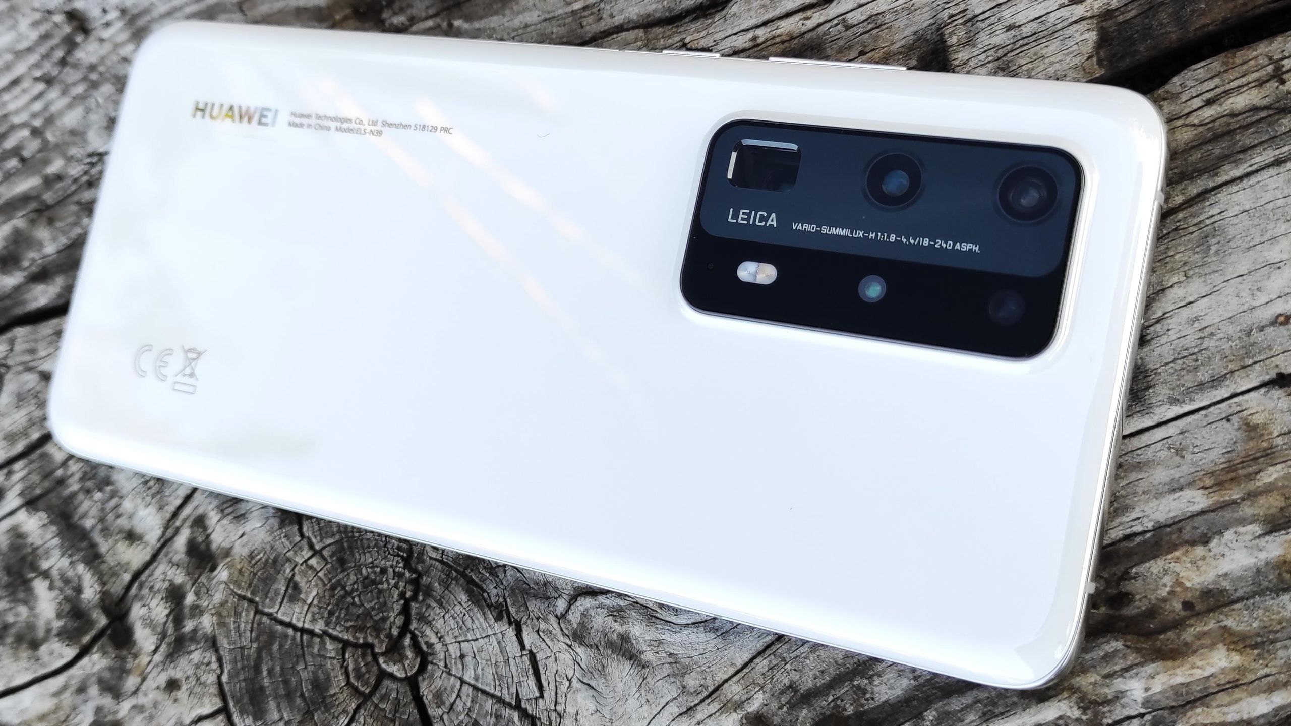HUAWEI P40 Pro シルバーフロスト　新品未使用　LEICAレンズ Amazon.co.jp: HUAWEI P40 Pro シルバーフロスト HUAWEI AppGallery