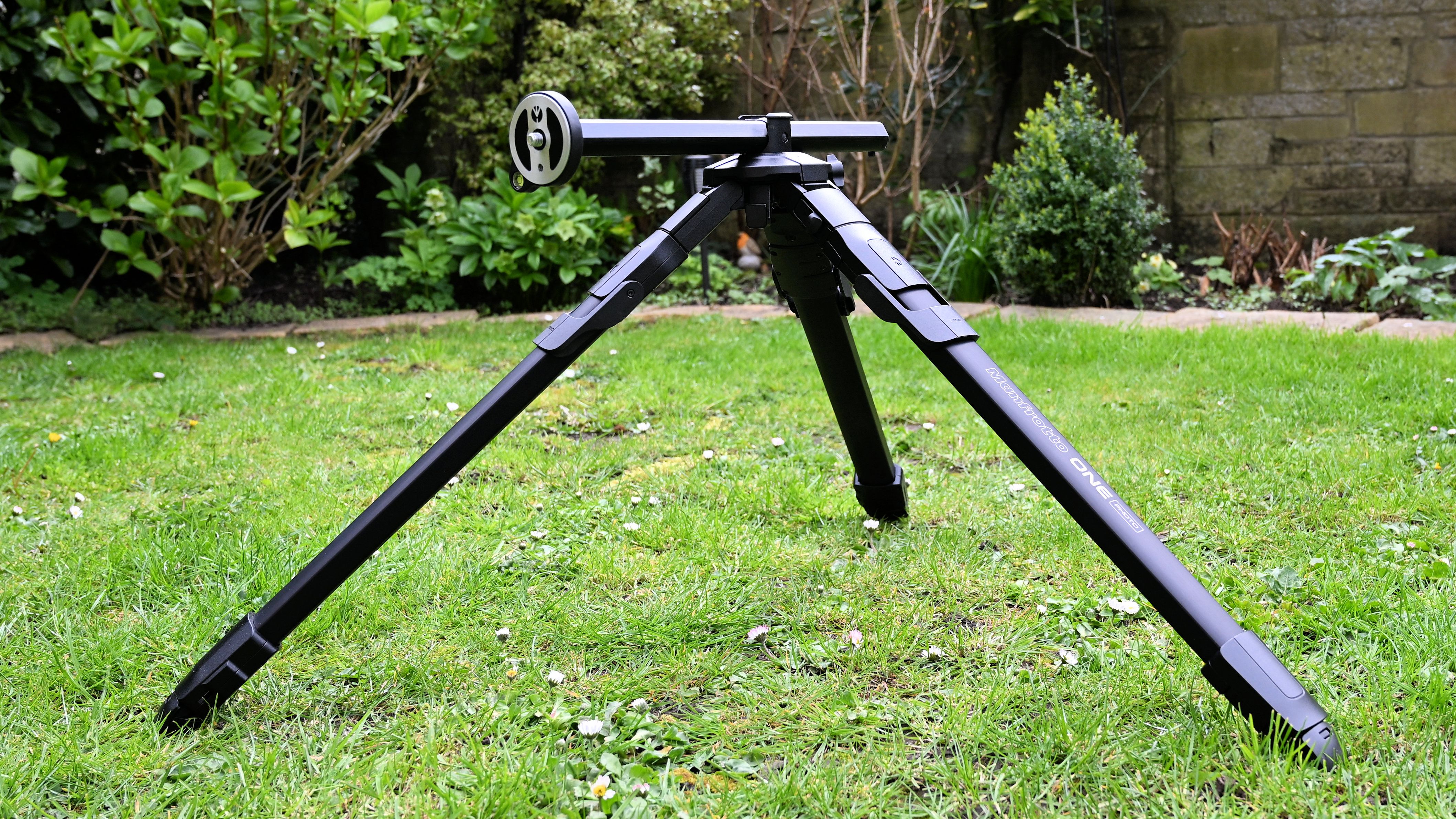 Manfrotto ONE Photo tripod product shot