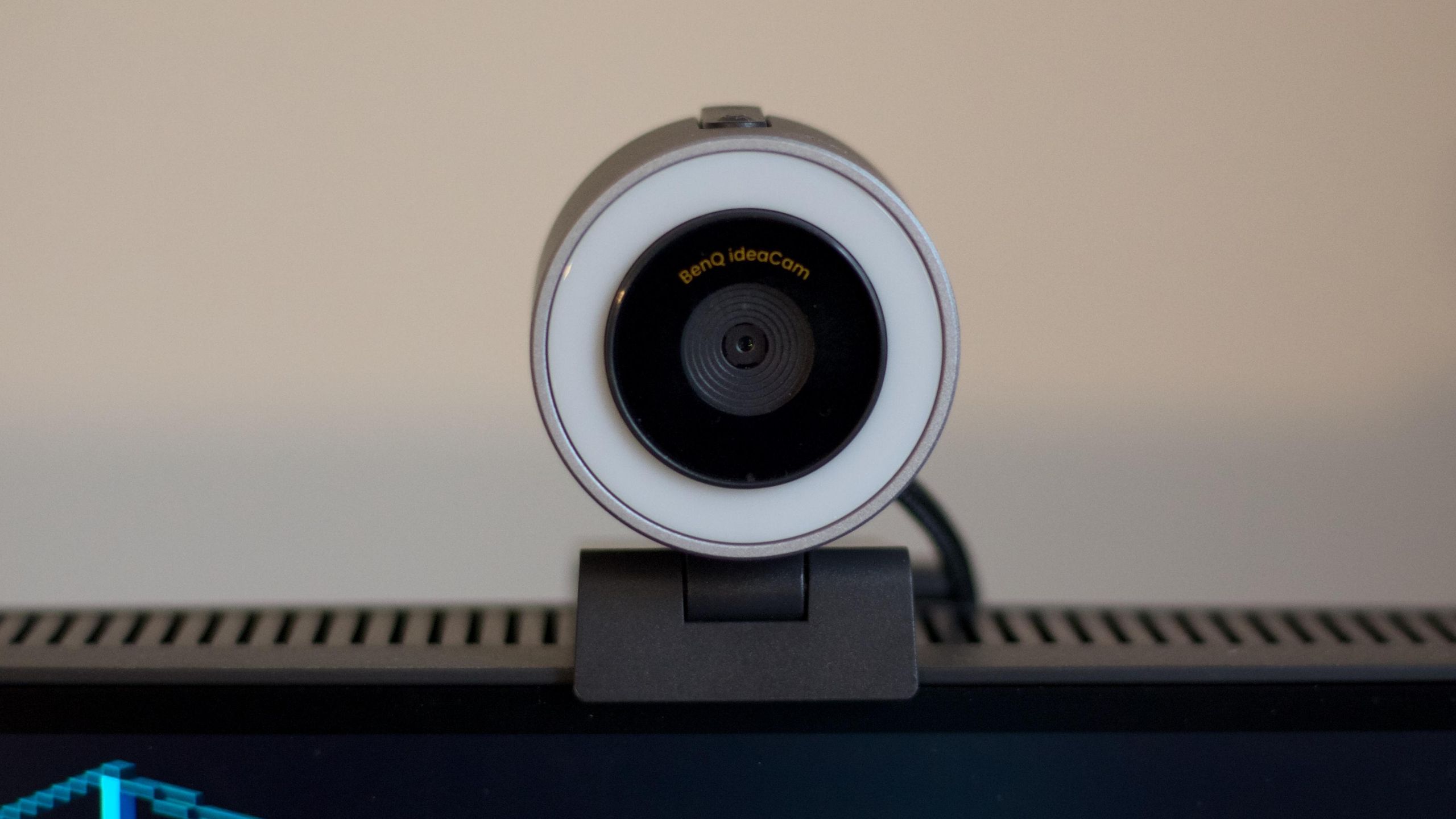 【ぽっちゃん】BenQ ideaCam S1 Pro マルチに使える高機能Webカメラ「BenQ ideaCam S1 Pro」レビュー。より