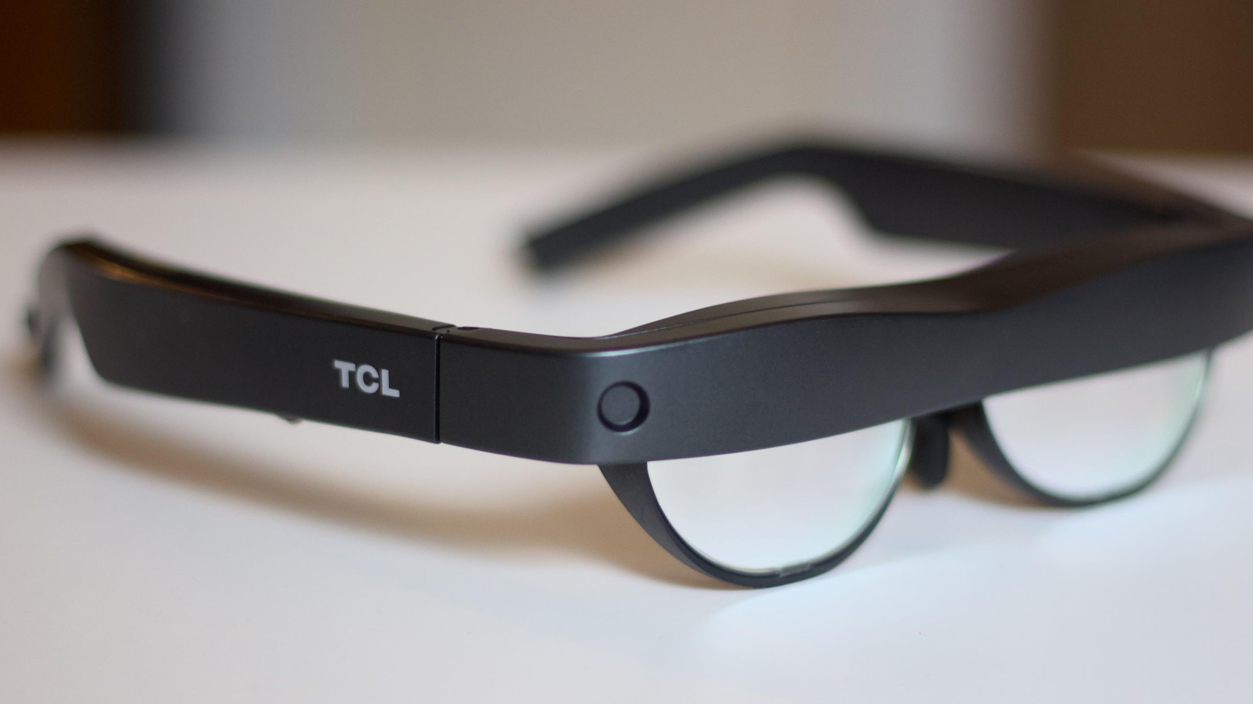 TCL NXTWEAR S review: Fun and futuristic, but not without