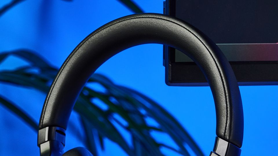 A black Razer Barracuda V2 Pro gaming headset