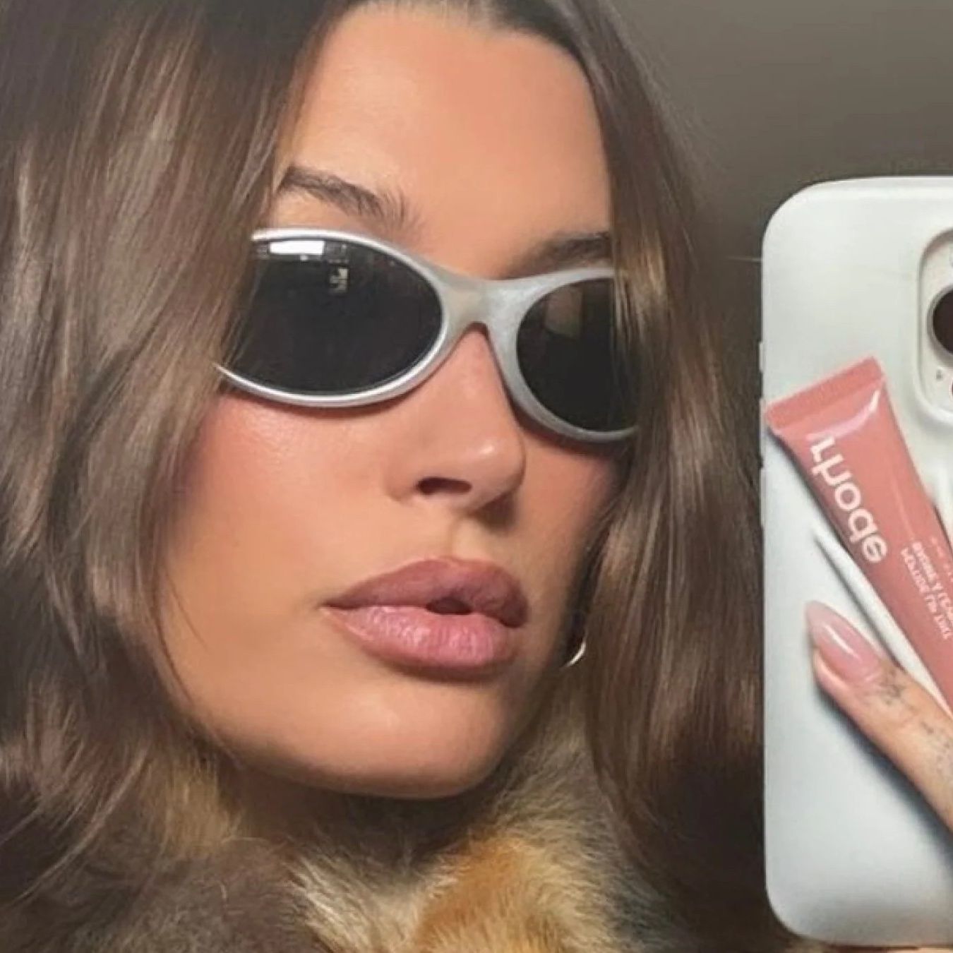 Rhode's Phone Case Has a Genius Lip Gloss Holderand It's Available Now | Marie Claire Rhode's Phone Case Has a Genius Lip Gloss Holderand It's Available Now | Marie Claire