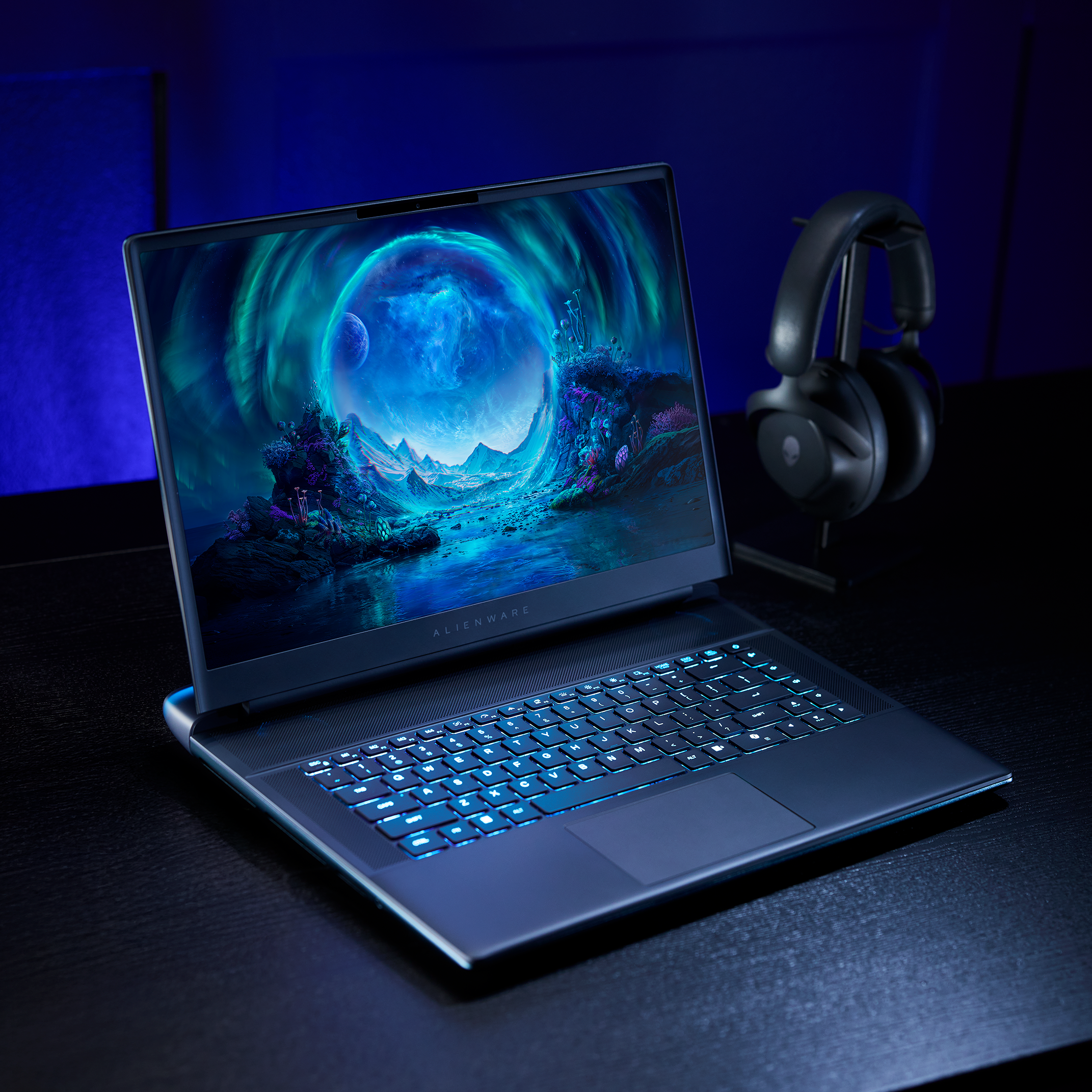 Why the new OLED display really makes Alienware Area-51 laptops