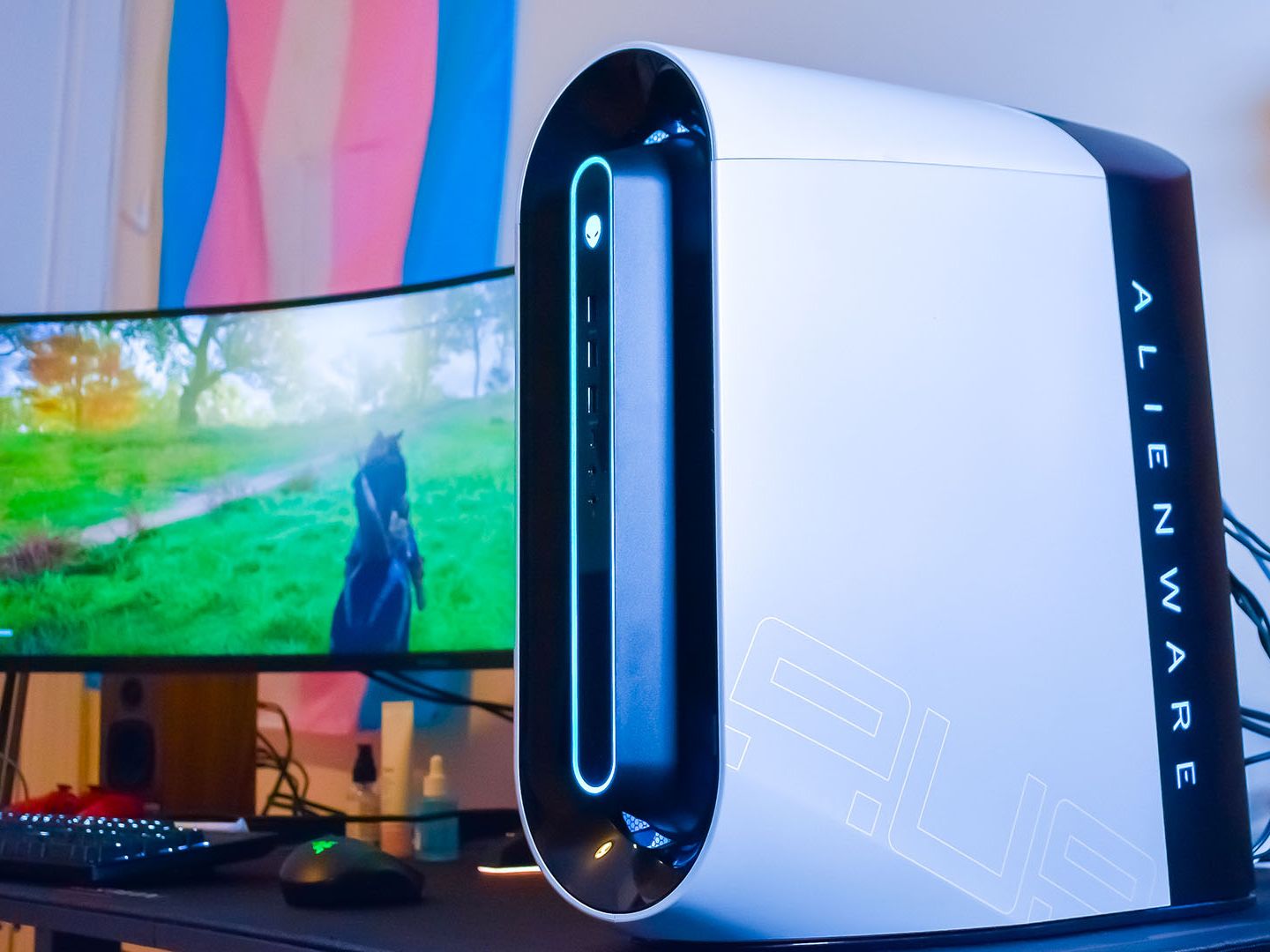 Alienware Aurora R11 ゲーミングpc 2070SUPER EkrAWnUyVfXQq3bYqHPVy5.jpg