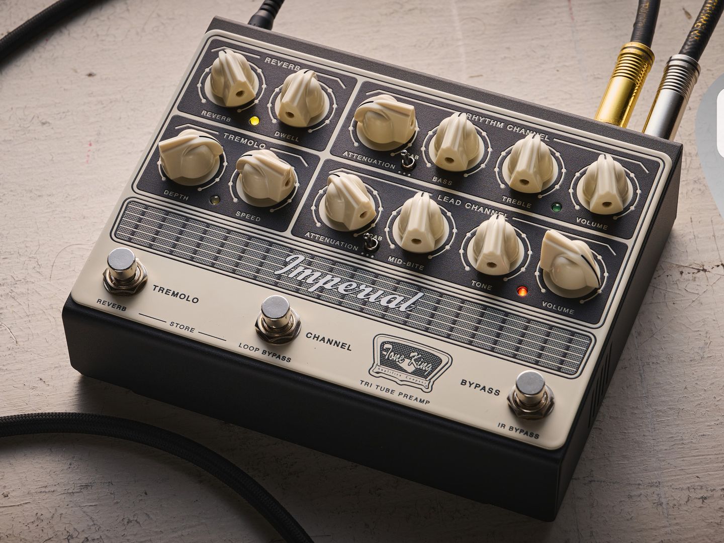ギター Tone King Imperial Preamp New Tone King Imperial Tri-tube Preamp Pedal Released Today