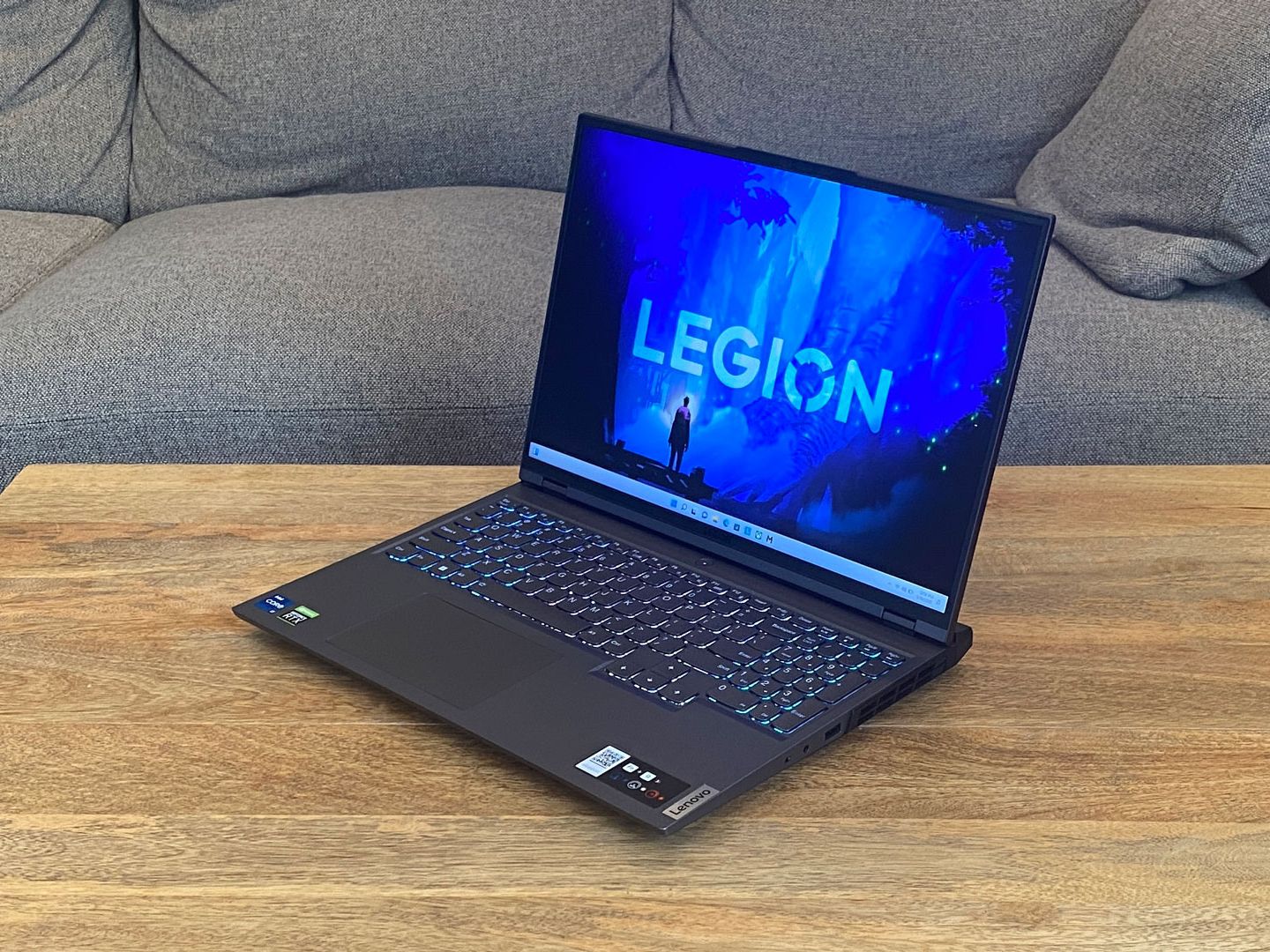 Windowsノート本体 Legion 5i Pro i7-12700H RTX3060 32GB 2TB Q5wBETfrudCimZoikrSP8f.jpg