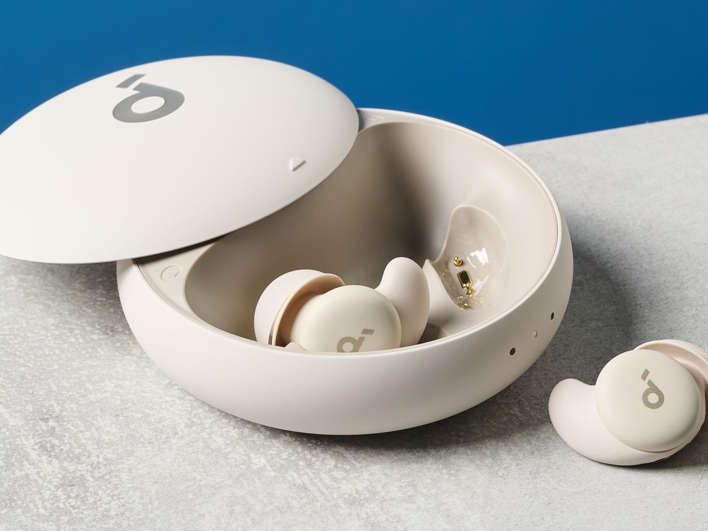 イヤホン Soundcore Sleep A20 Bluetooth Earbuds soundcore Sleep A20: Tiny, Comfortable, Effective Noise