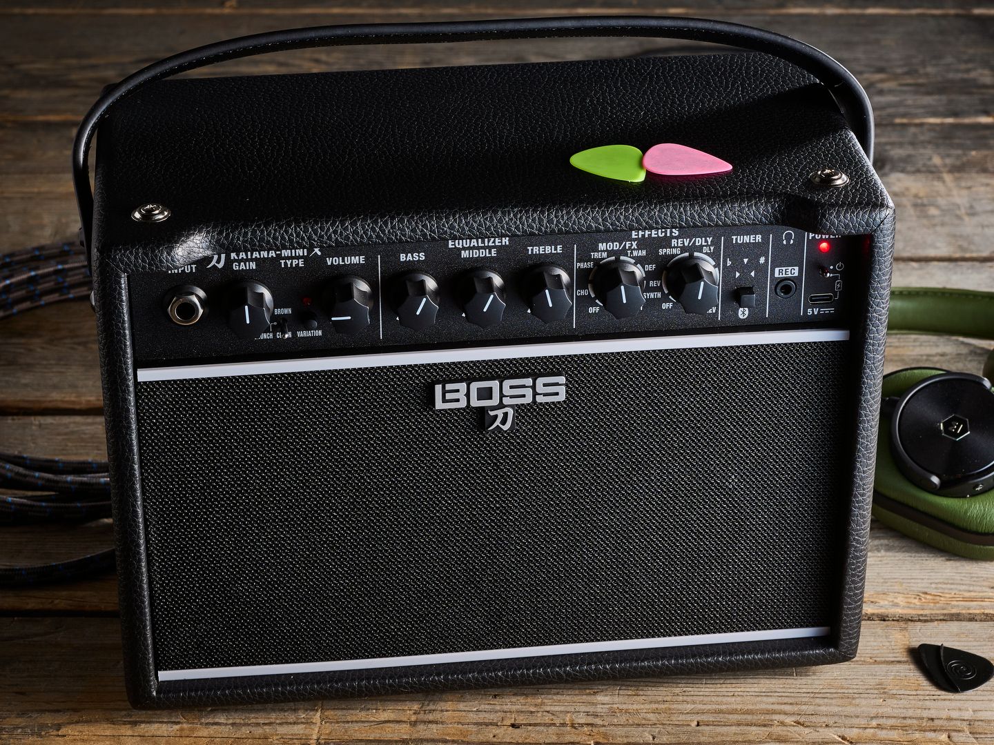 BOSS 刀 KATANA-MINI Guitar Amplifier Boss KATANA-MINI Guitar Amplifier – Carlton Music Center