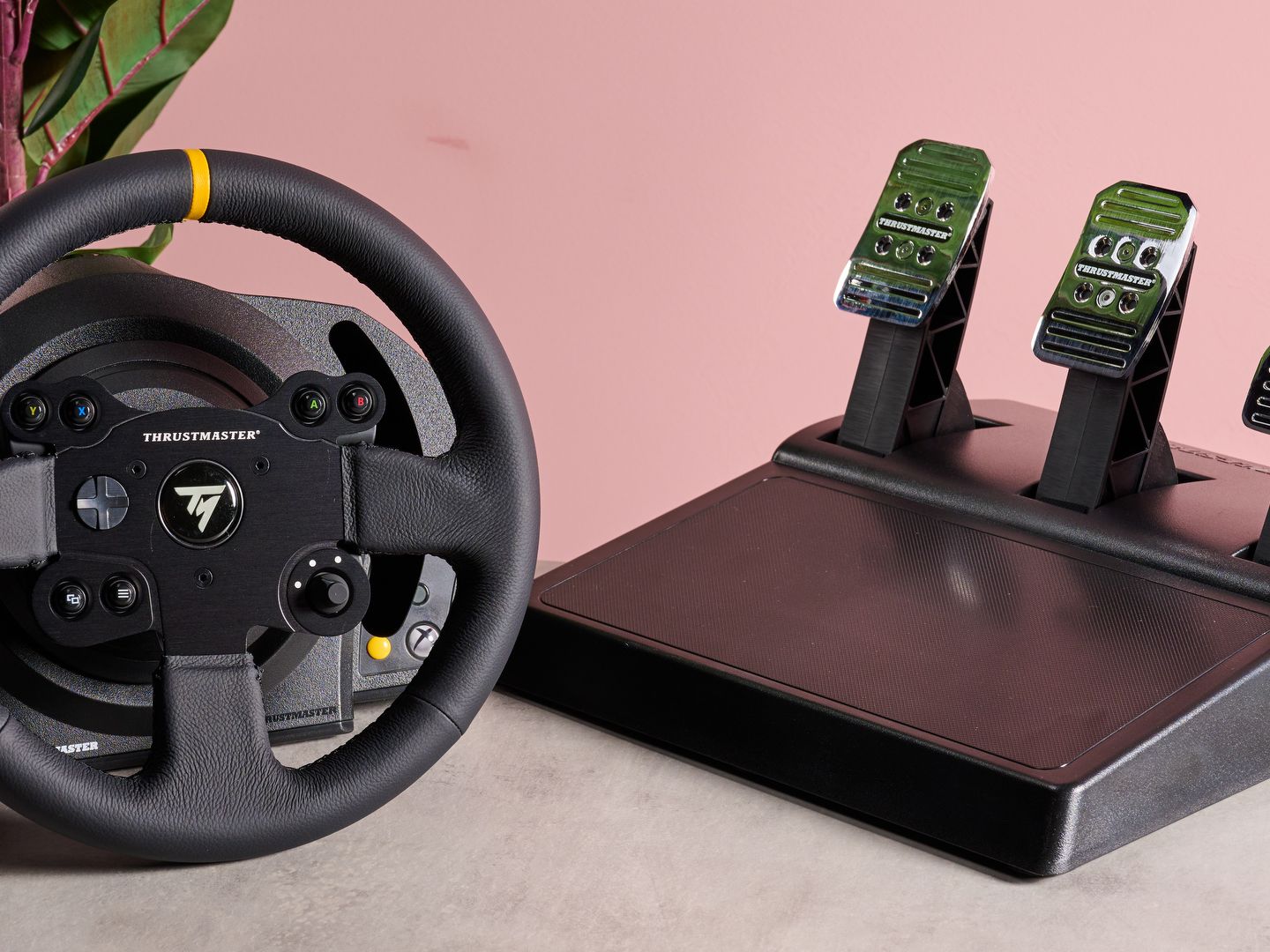 Amazon.com: THRUSTMASTER TX RW Leather Edition (Compatible