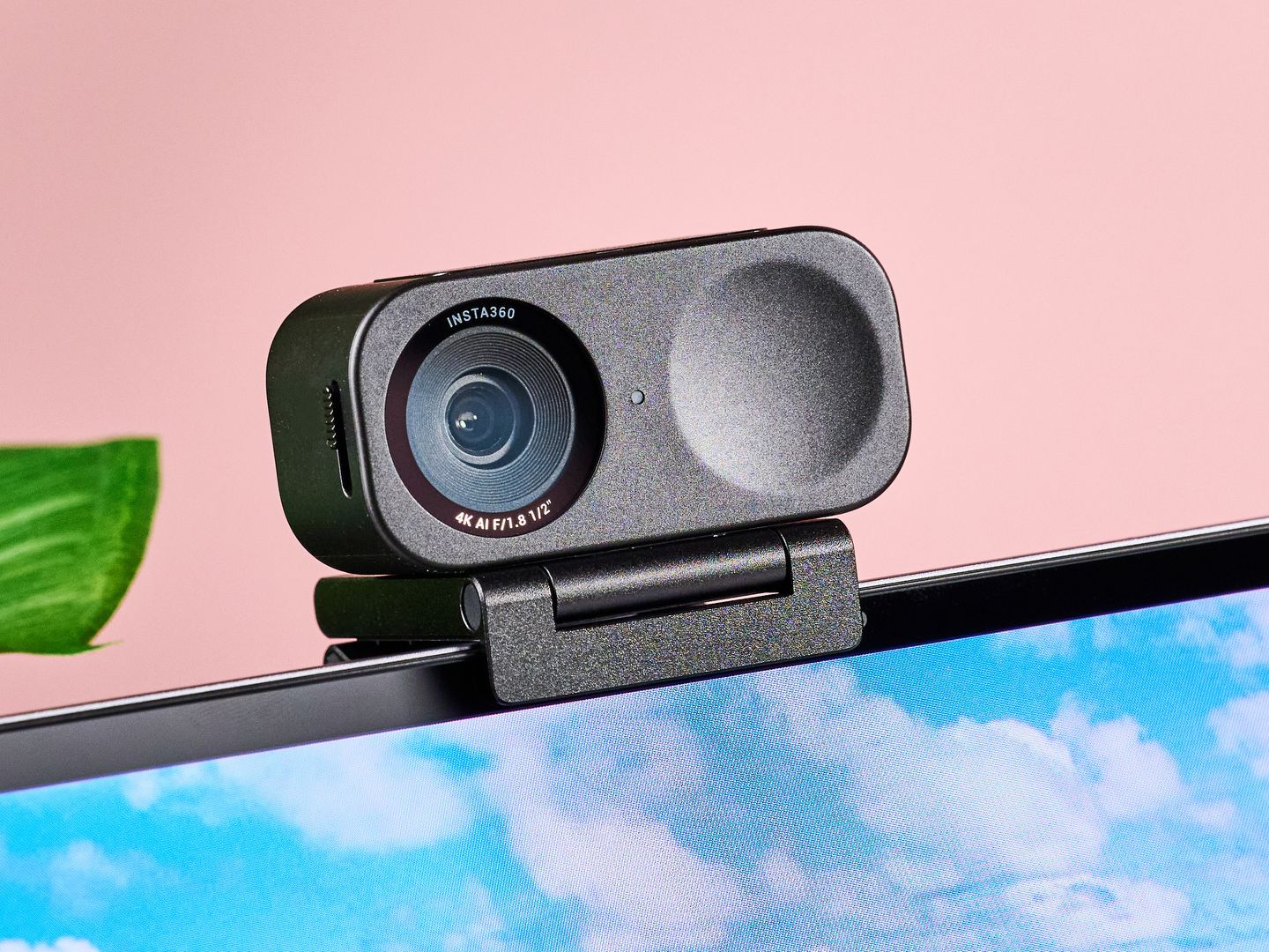 Insta360 Link 2C review: a fantastic 4K webcam with sharp