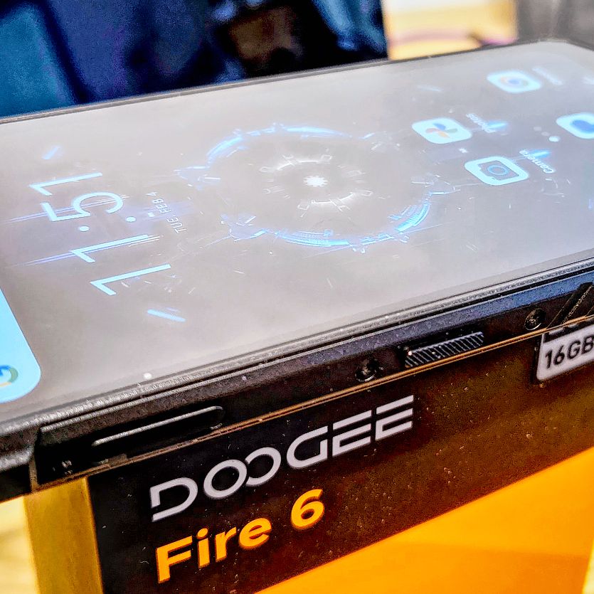 DOOGEE Fire 6 Power Rugged Smartphone, 20GB 256GB/TF 2TB Telefono DOOGEE Fire 6 Power Rugged Smartphone, 20GB 256GB/TF 2TB Telefono