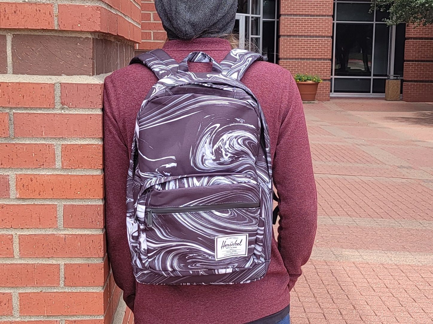 Herschel Pop Quiz Laptop Backpack review | Laptop Mag Herschel Pop Quiz Laptop Backpack review | Laptop Mag
