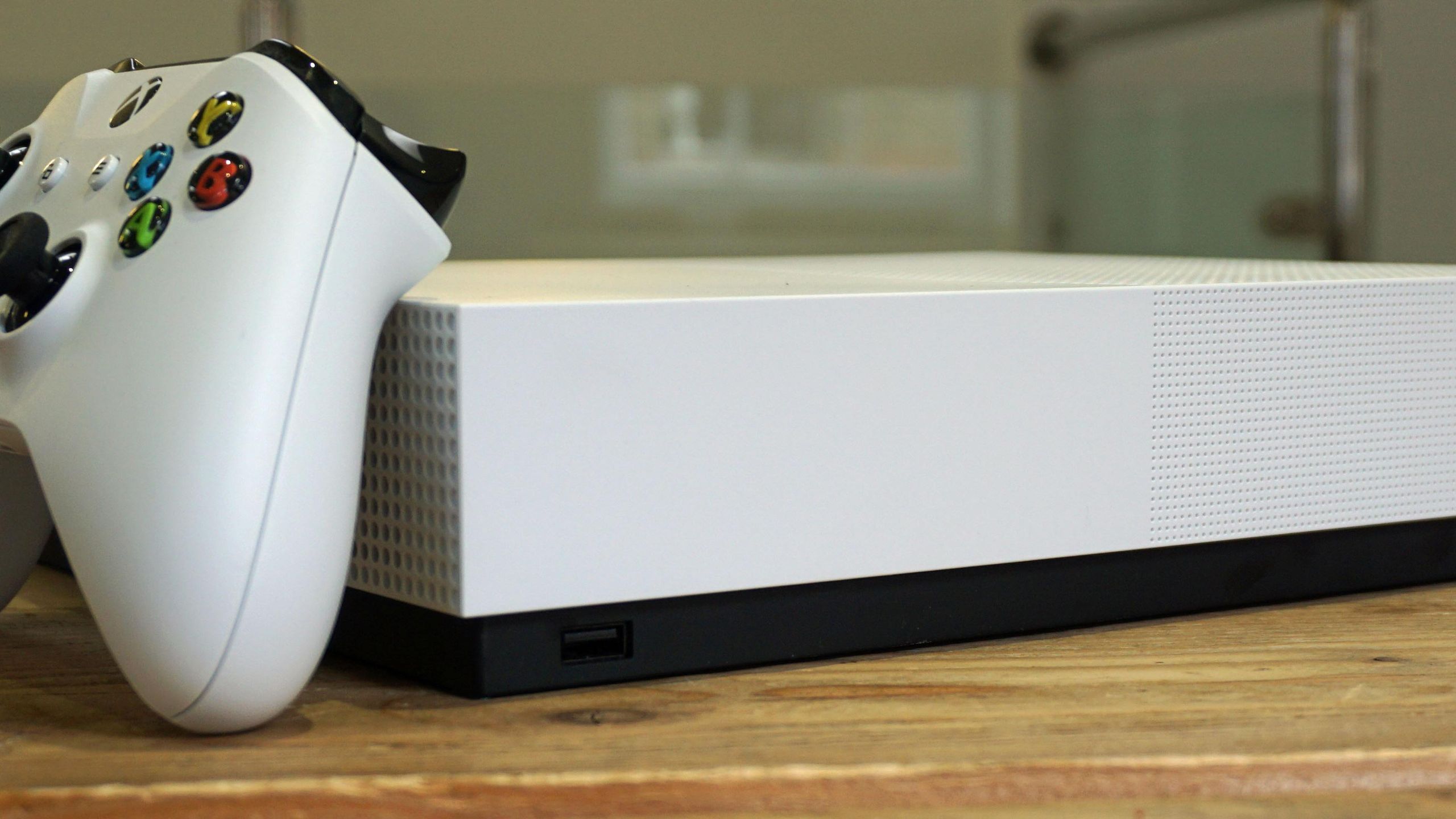 XBOX ONE S All digital 【1TB】 期間限定値下げ中！！ Microsoft Xbox One S All-Digital Edition 1TB Video Game Console