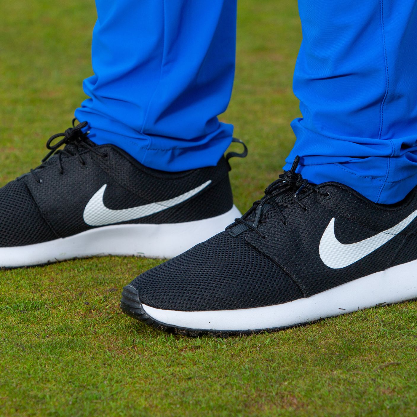 nike roshe shoes price