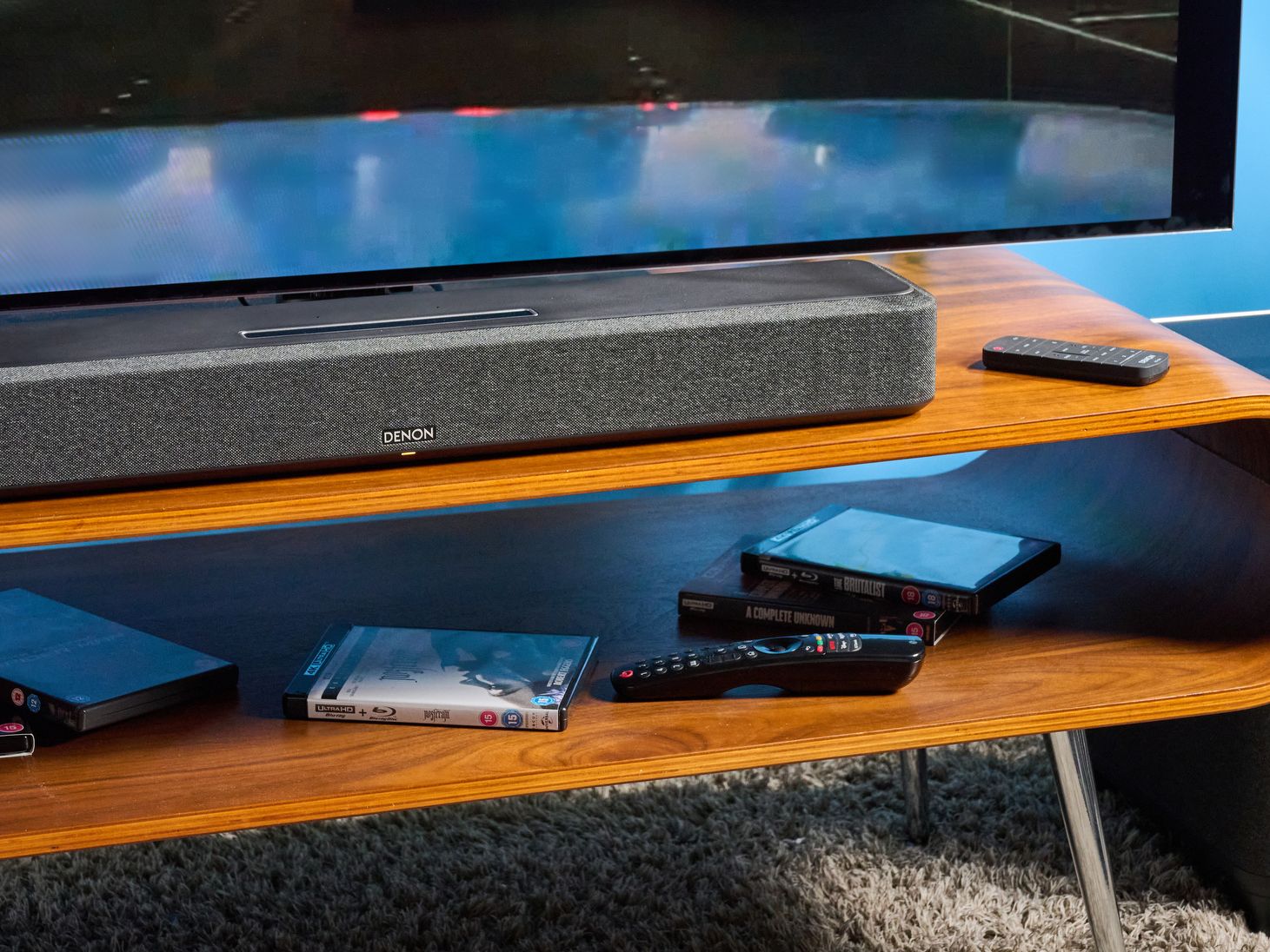 新品、未使用　Denon  Sound Bar 550 Denon Home Sound Bar 550 - Smart Sound Bar with Dolby Atmos and