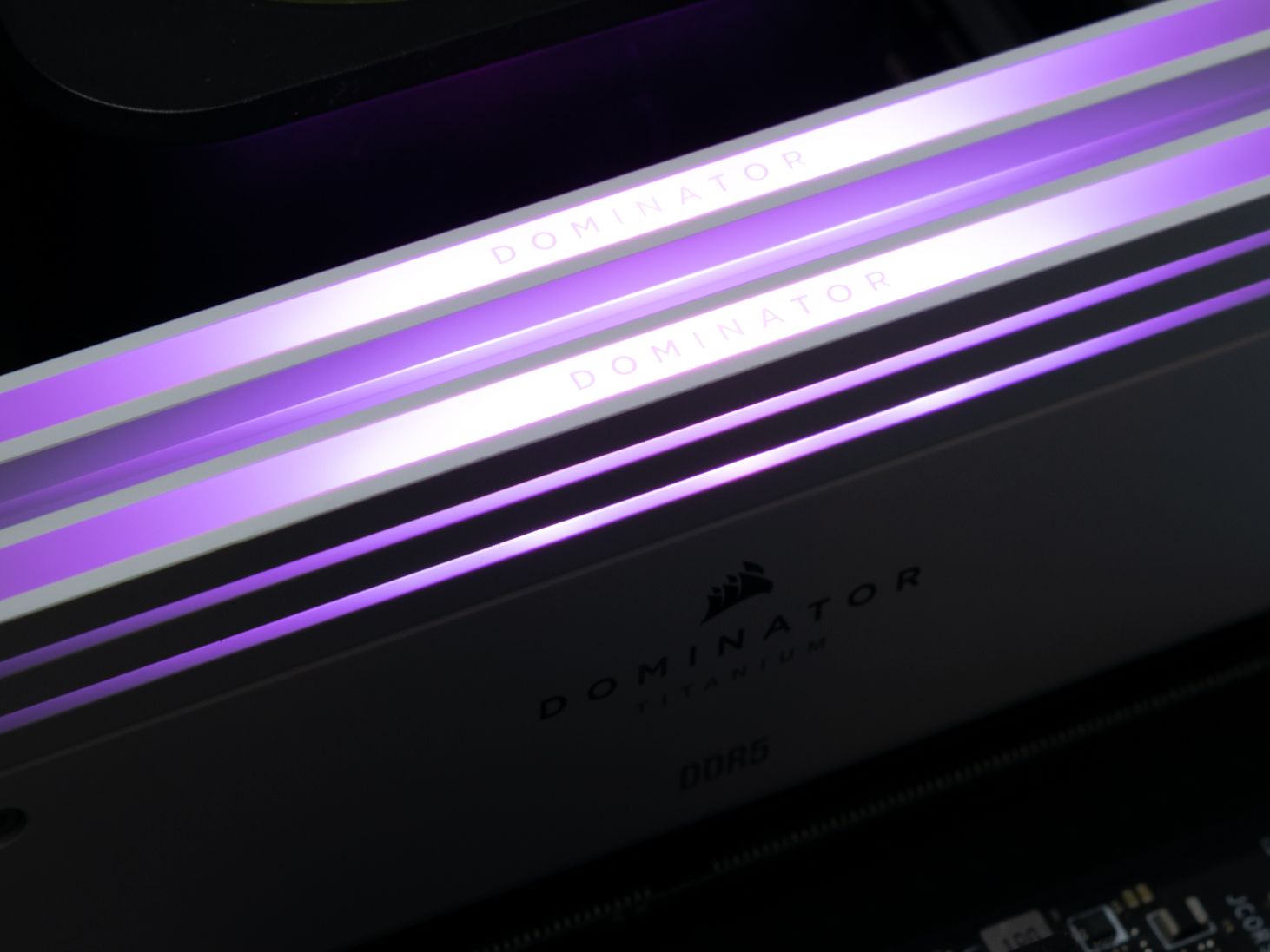 Corsair Dominator Titanium First Edition DDR5-7200 C36 2x24GB 