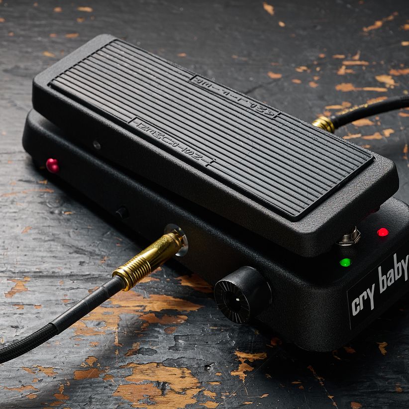 If you're after a pedal that delivers classic Cry Baby attitude