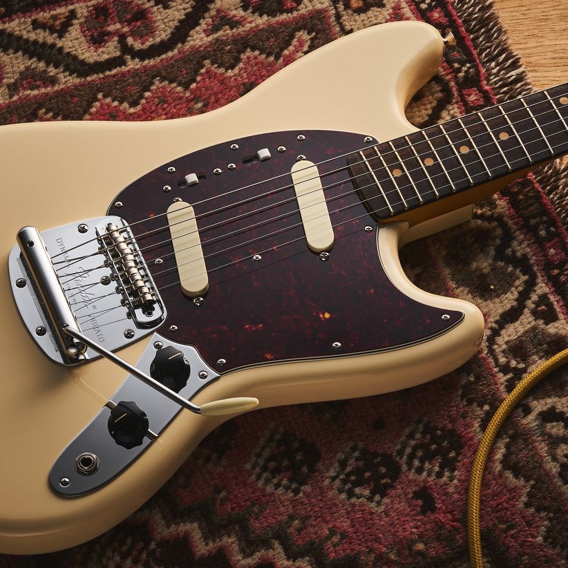 ギター Vintera III Mid '60s Mustang Fender Vintera III Mid '60s Mustang review | Guitar World