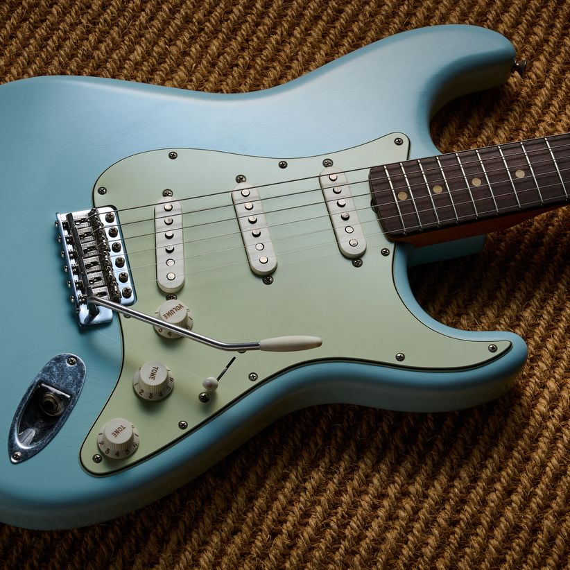 Fender Road Worn 60s STRATOCASTER② Fender Road Worn '60s Stratocaster | Reverb