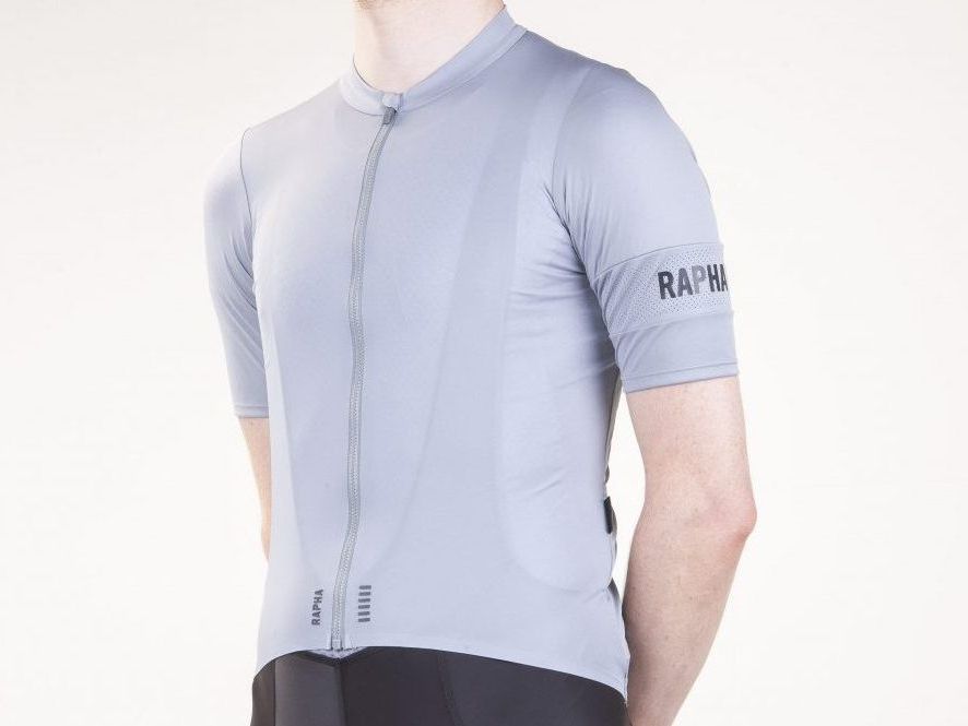 Rapha Pro Team Flyweight Jersey Sサイズ グレー VQr7G4wCUtAqyeesRFBmD8.jpeg