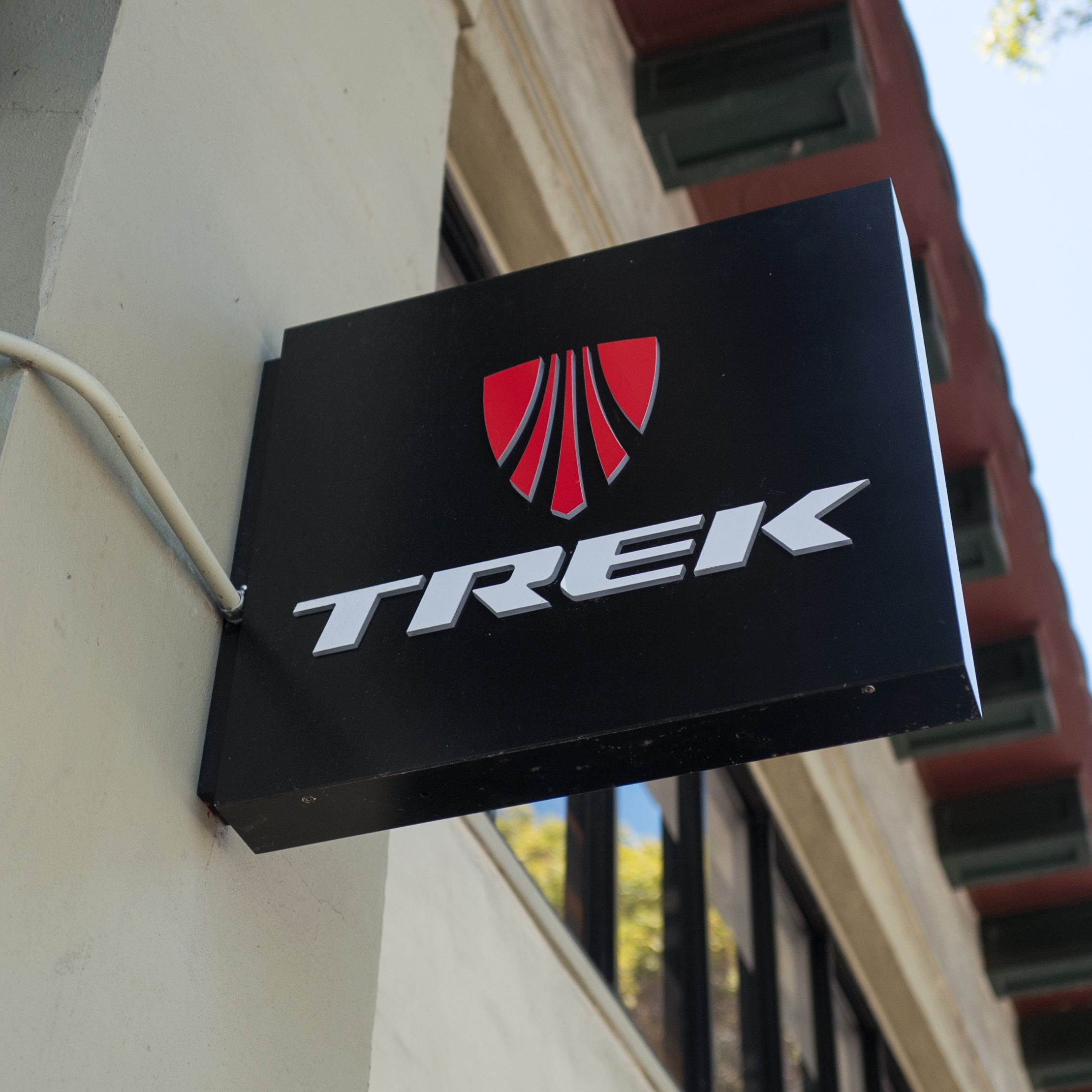 Trek recalls 700 road bikes and tells customers to 'immediately stop  riding' due to chainring bolt issue | Cycling Weekly