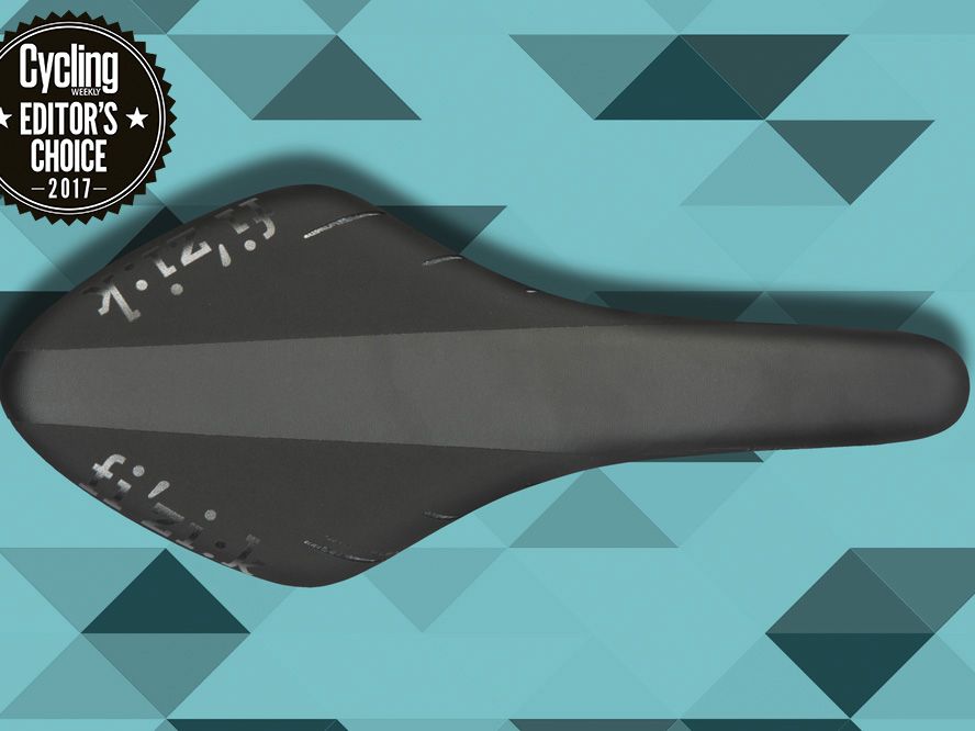 fiキゴウzi:k arione R3 Fizik Arione saddle review | Cycling Weekly