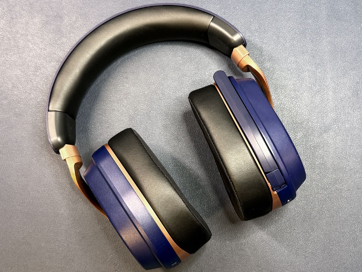 Turtle Beach Stealth 700 Gen 3 Review: Great sound, terrible