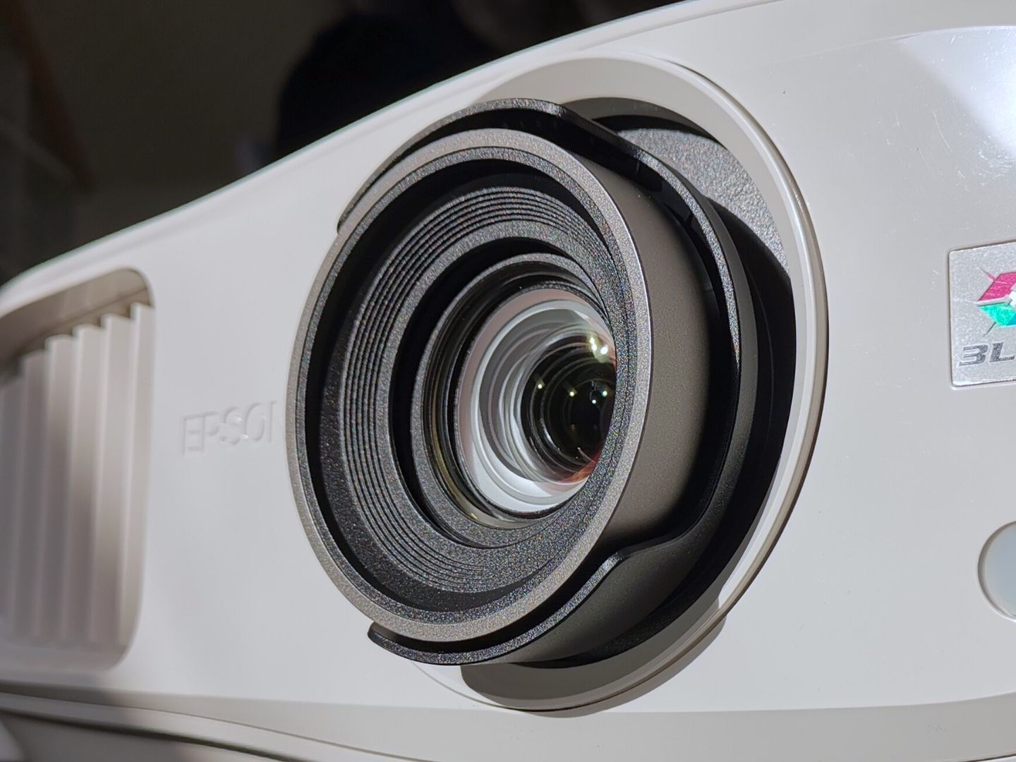 p*e様 EPSON　EH-TW7000　ランプ使用時間600H EH-TW7000 | Home Cinema | Projectors | Products | Epson Europe