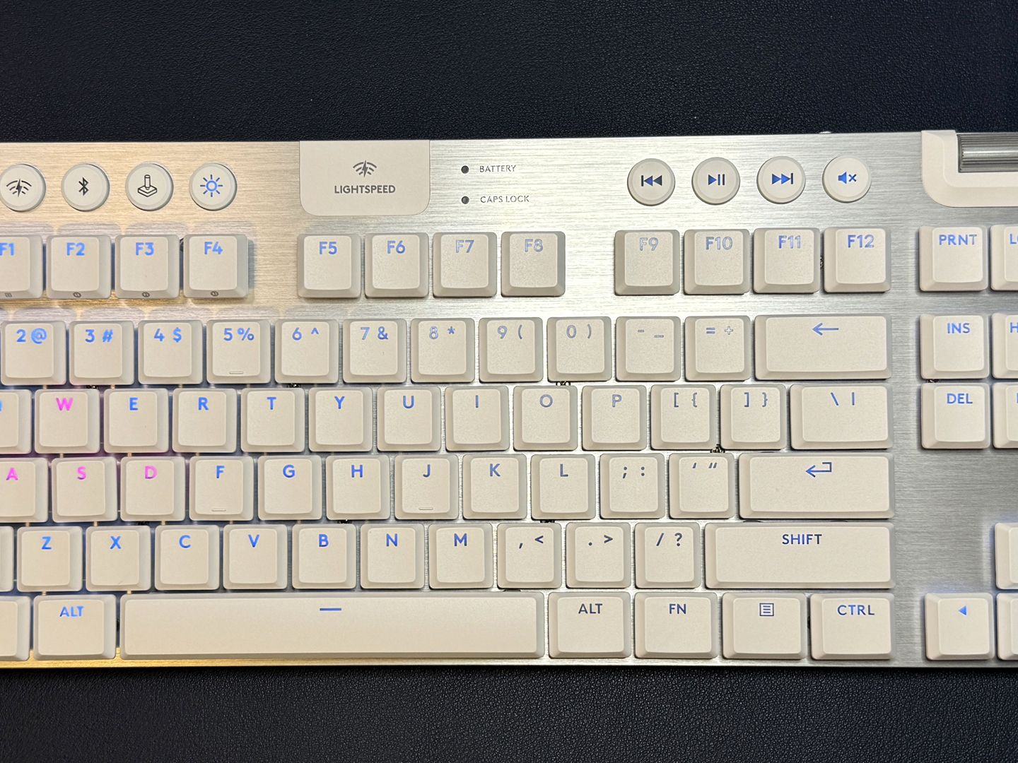 Logitech G915 X TKL Review: The same, but better? | Tom's Hardware