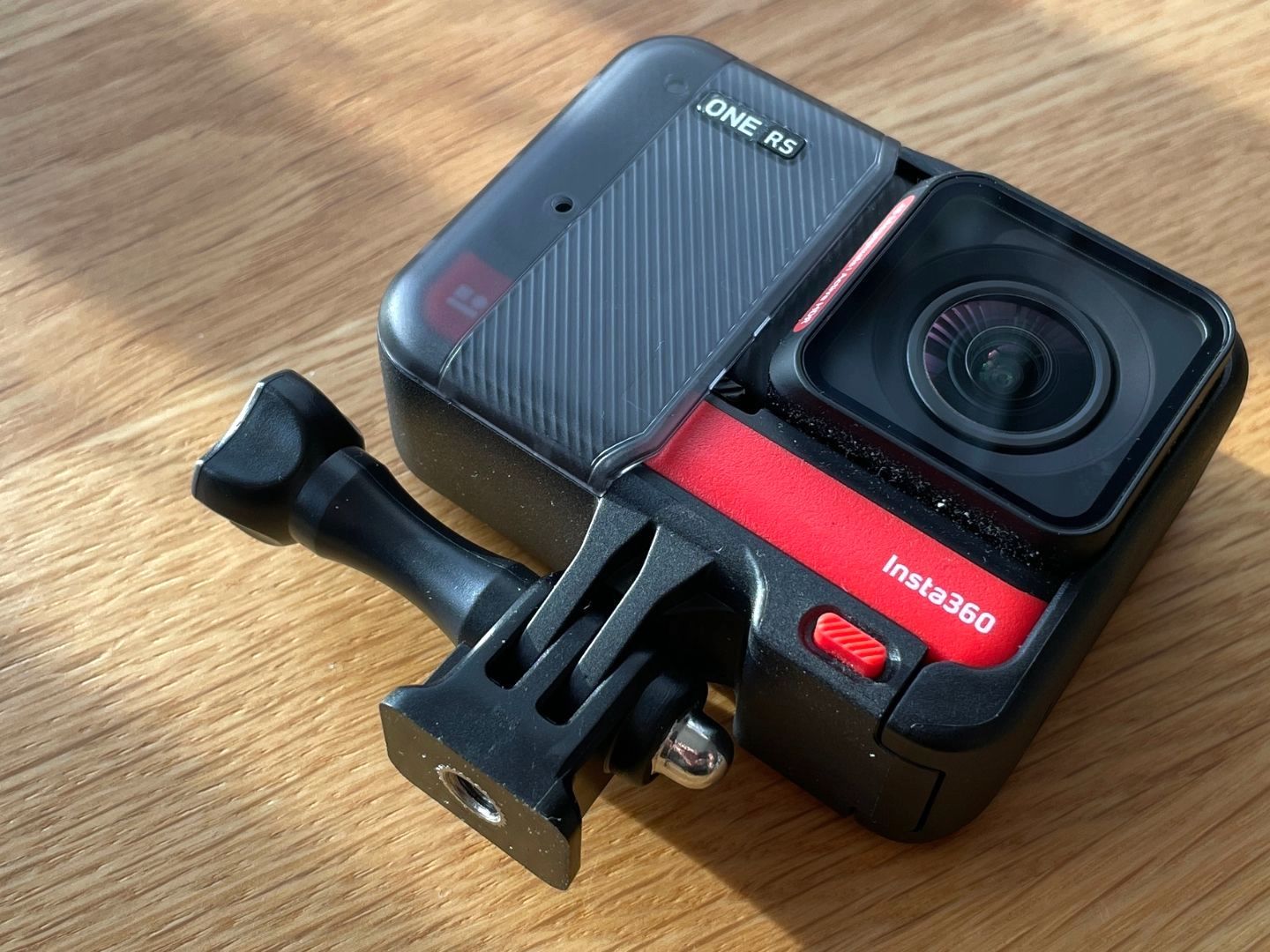 insta360 ONE RS ツイン版 Insta360 ONE RS ツイン版」を発売開始！高精細48MP広角レンズと5.7