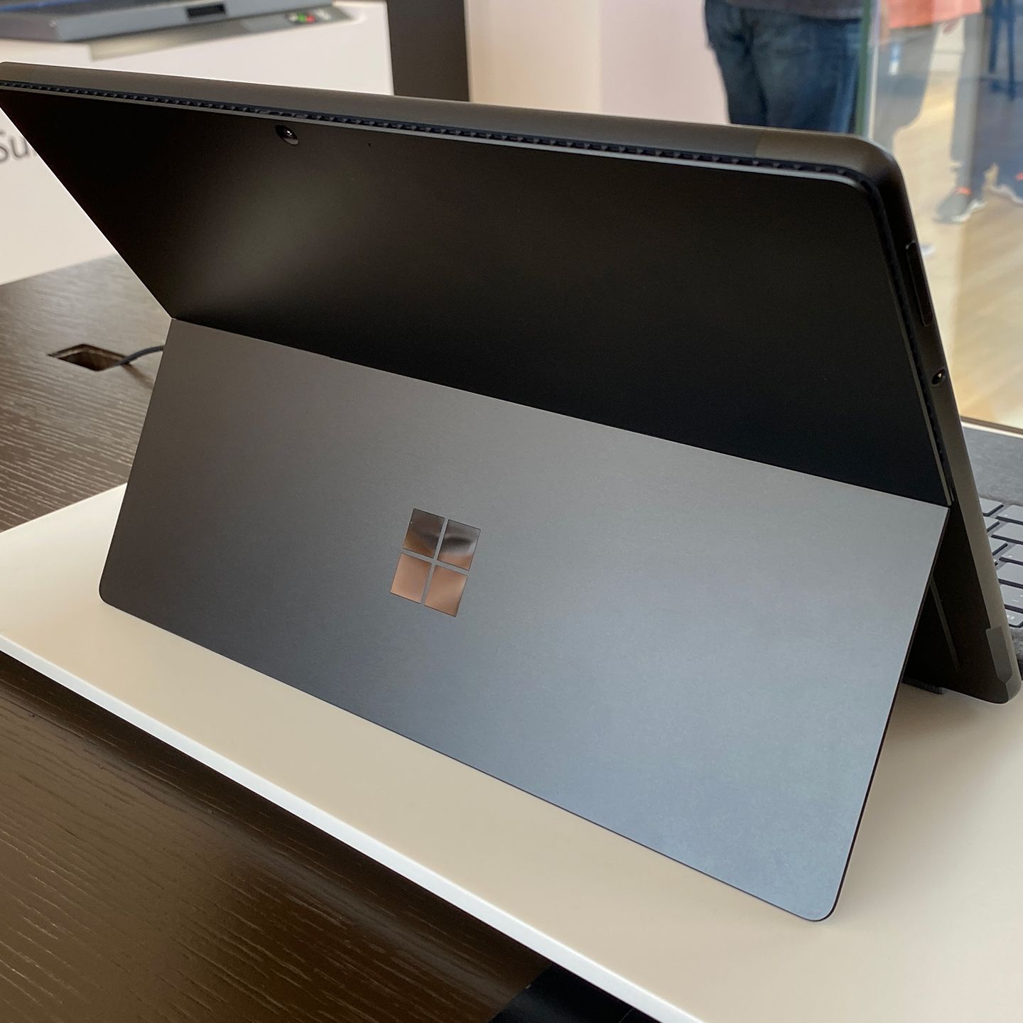 【美品】Microsoft Surface Pro 8 本体 Amazon.com : Microsoft Surface Pro 8-13