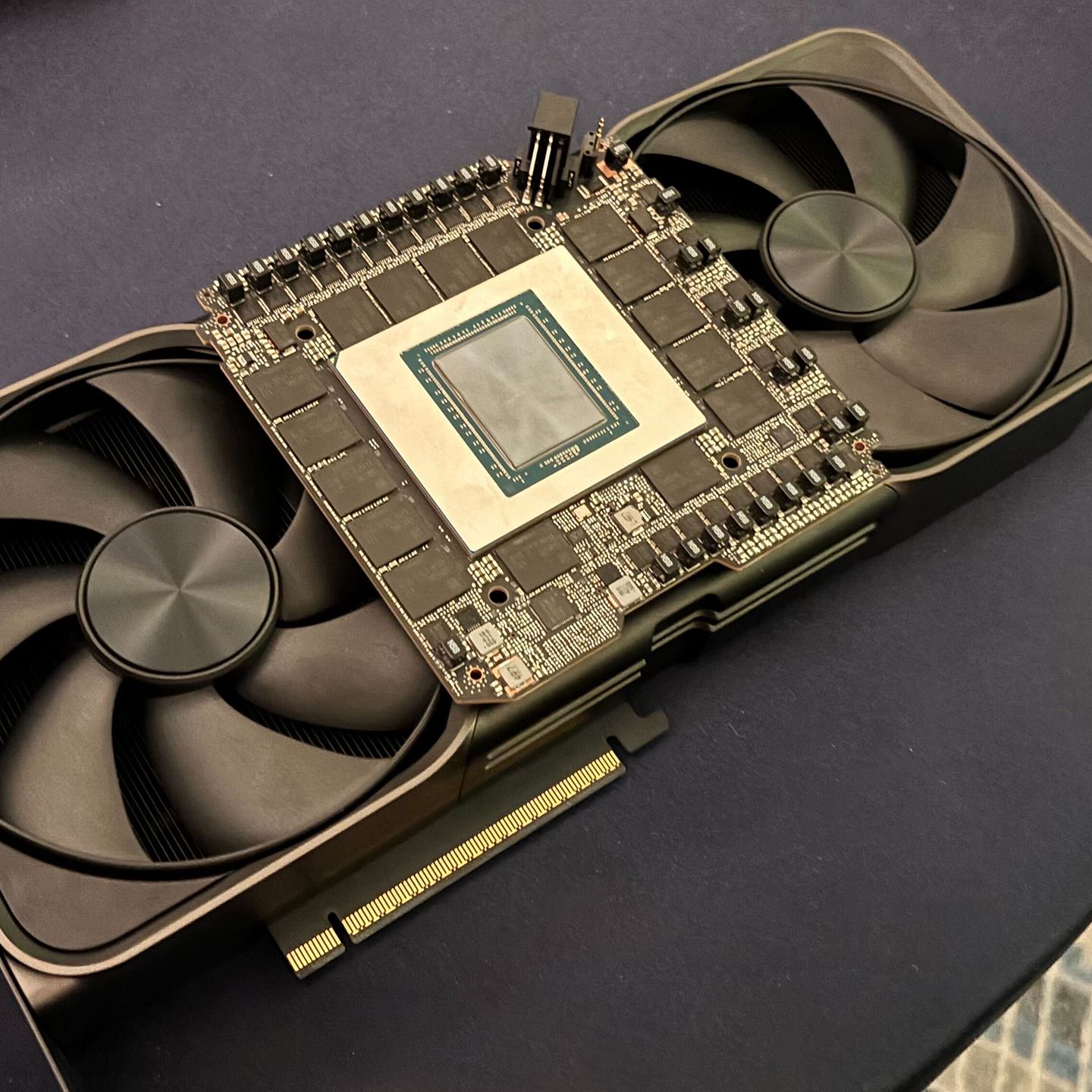 More GeForce RTX 5090 Founders Edition mysteries revealed