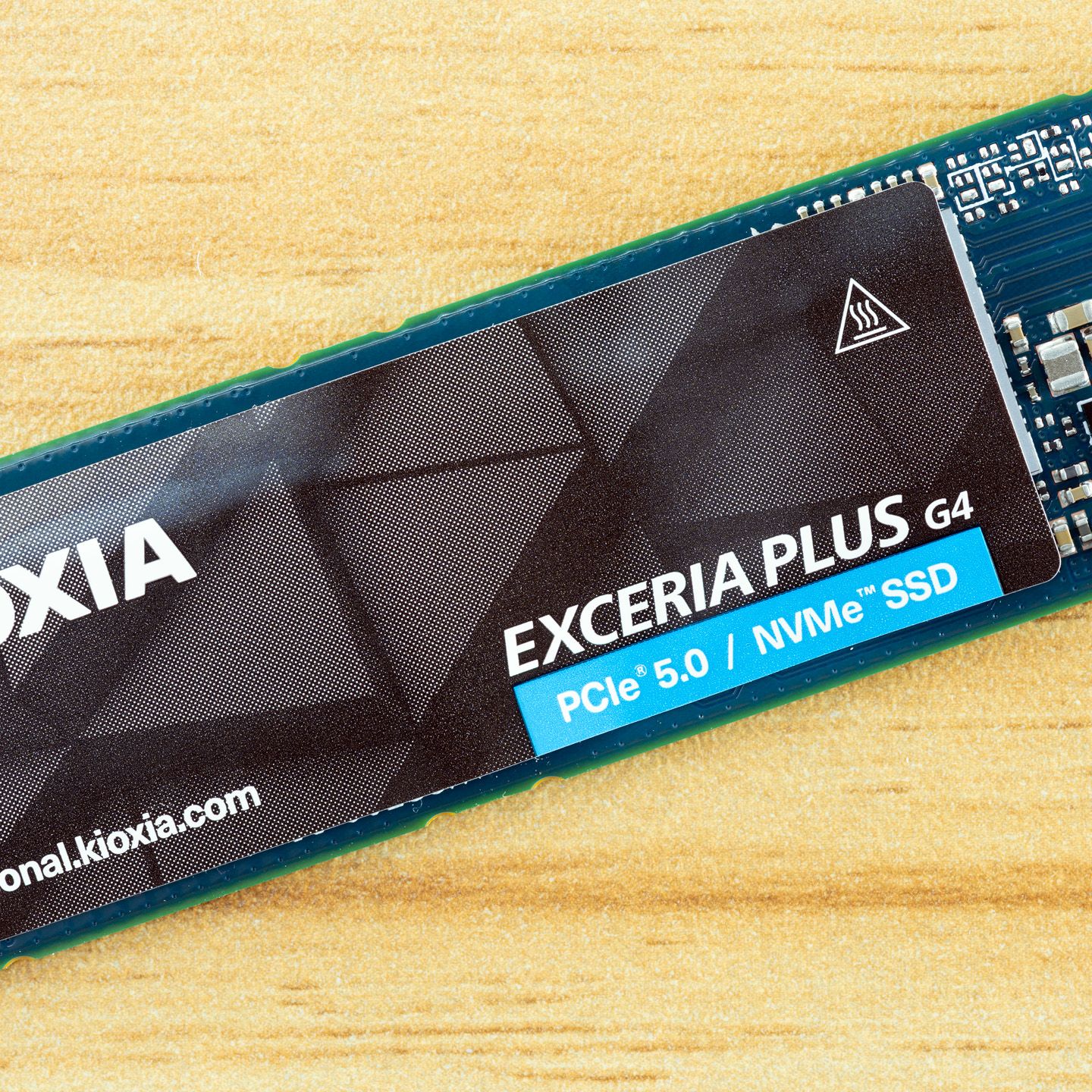 内蔵型SSD KIOXIA EXCERIA PLUS G4 2TB M.2 NVMe SSD Amazon.com: Kioxia Exceria Plus G4 NVMe M.2 2280 2TB PCIe