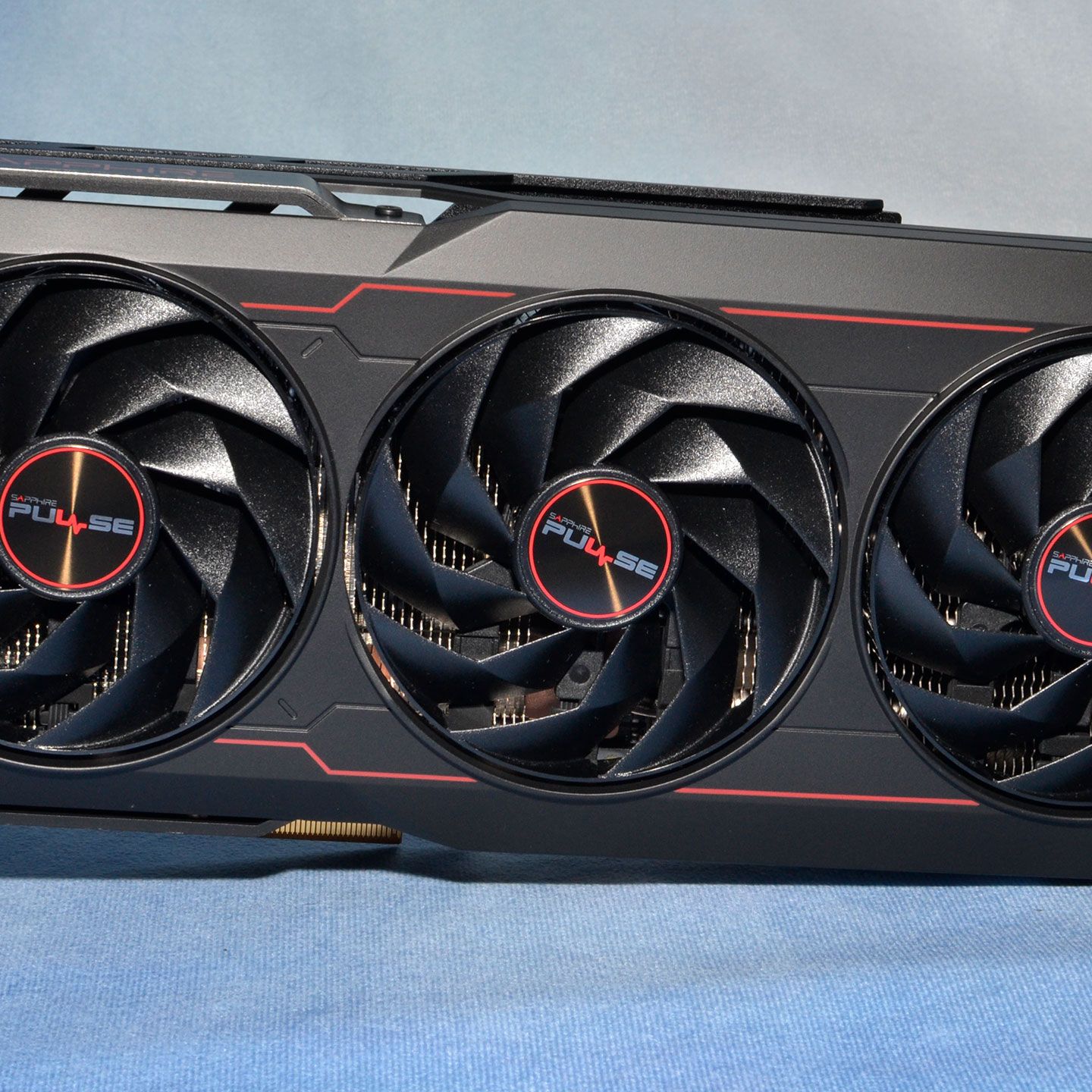 Sapphire RX 7900 XT Pulse Review: Quiet a Performance