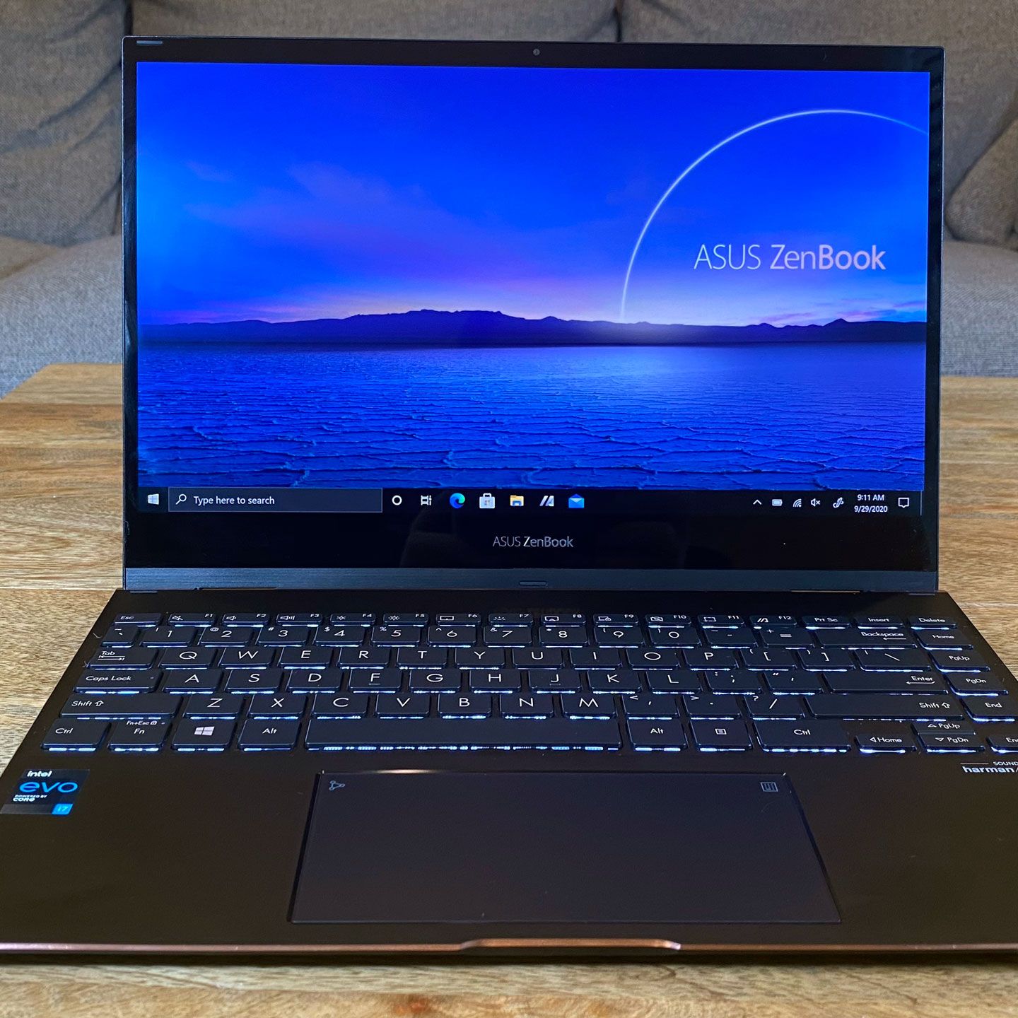 ASUS ZenBook Flip S UX371EA 11世代i7 4K ASUS ZenBook Flip S 13.3 inch (1TB, Intel Core i7 11th Gen., 4.70