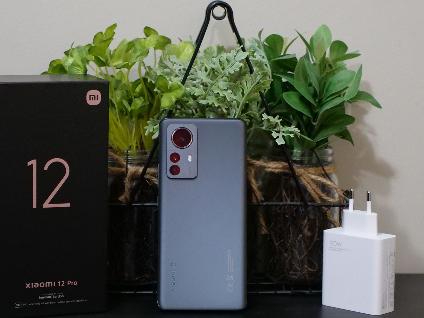 Xiaomi 12 Pro review: HyperCharged and ready to go | Laptop Mag