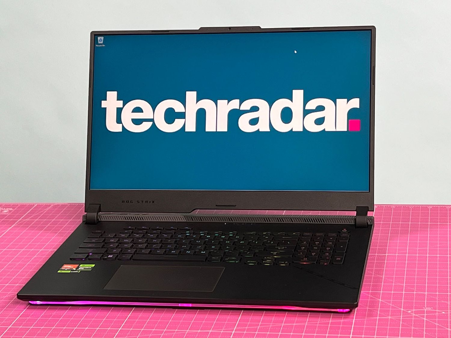 Asus ROG Strix Scar 17 (2023) | TechRadar