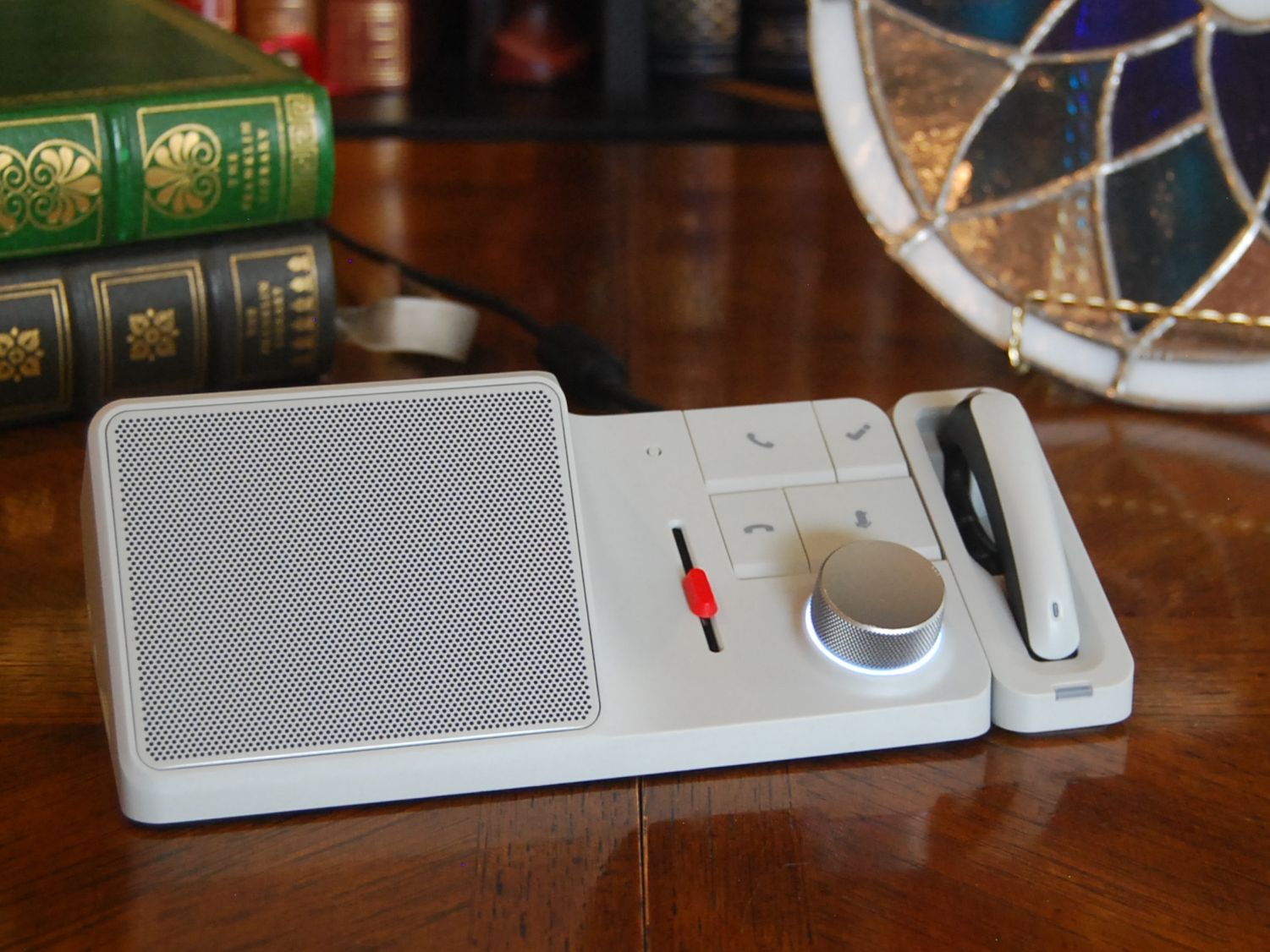 HiDock H1 review: This 'AI-powered' laptop dock is the first of