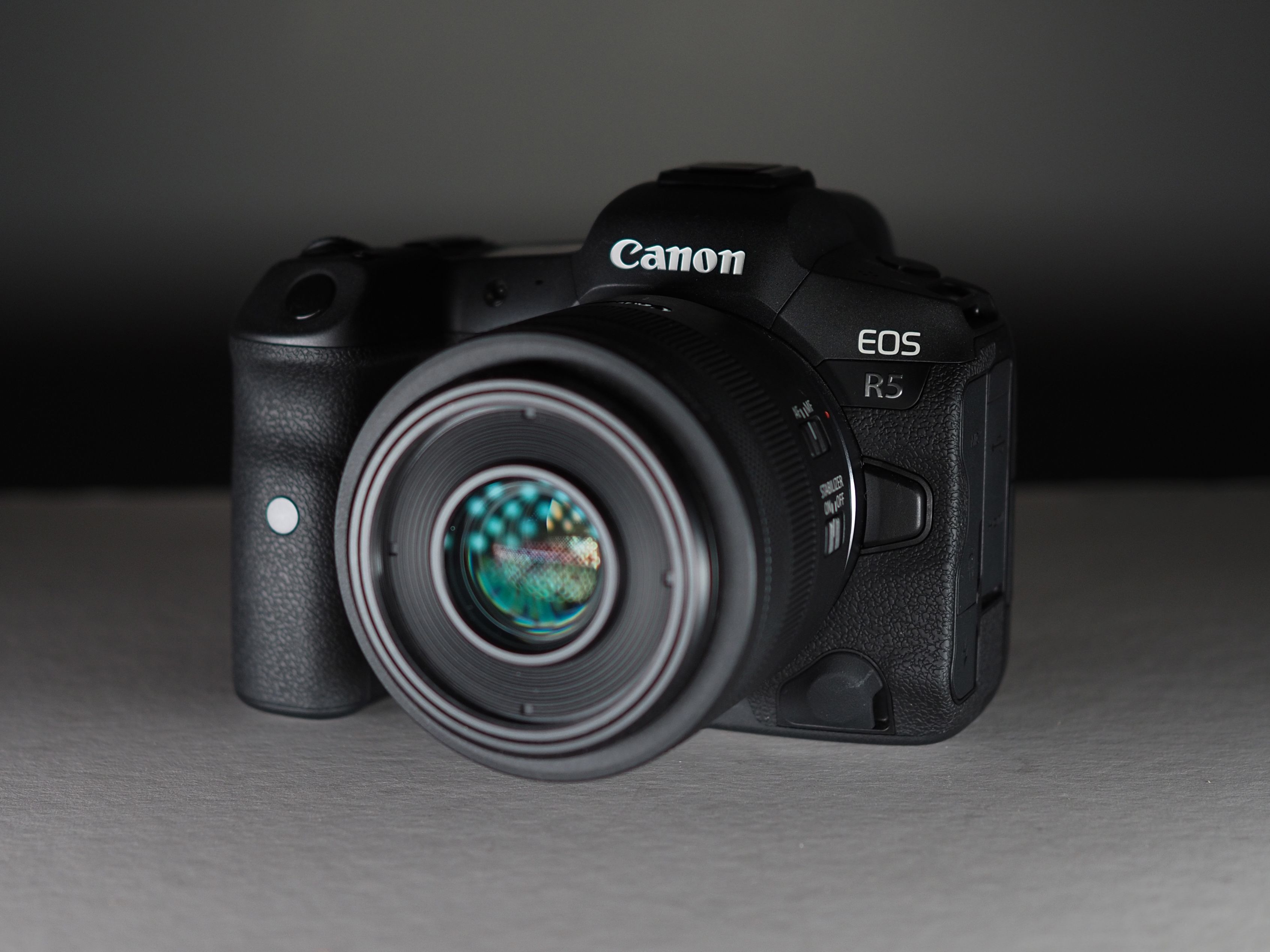 Canon - ＥＯＳ　Ｒ５ Canon EOS R5 Review | PCMag