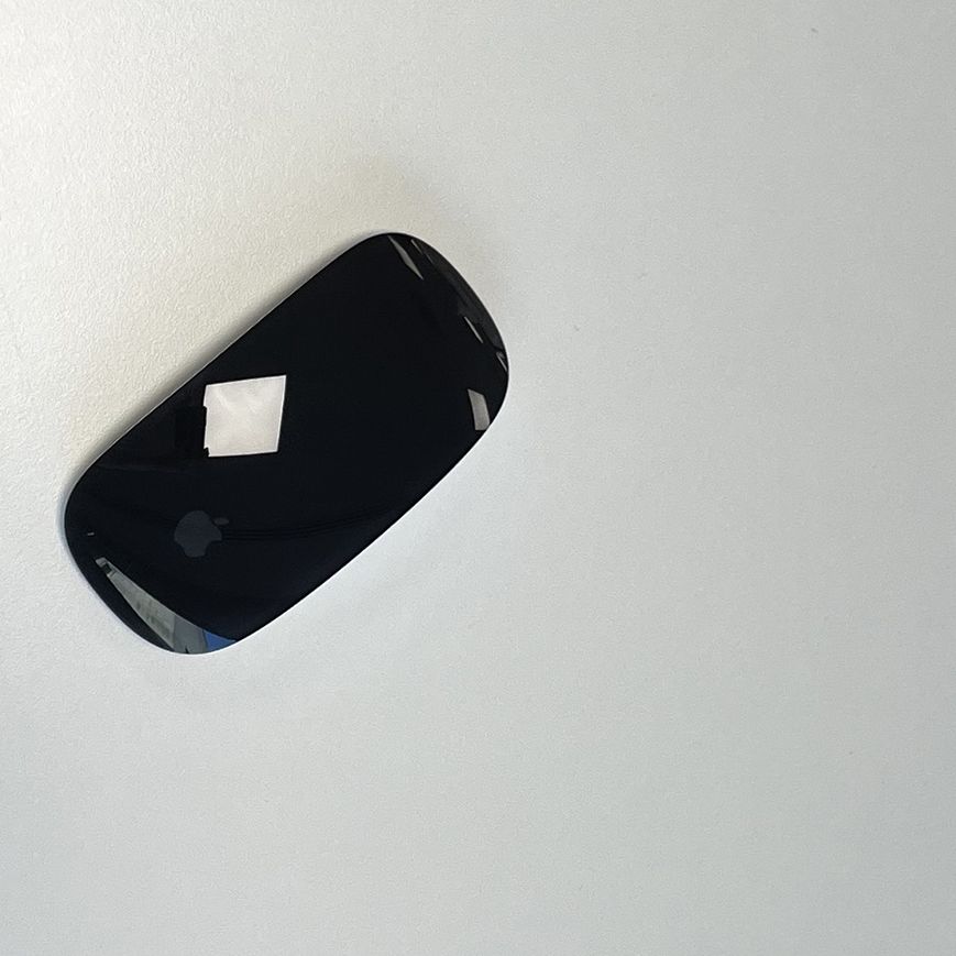 Apple Magic Mouse (2022): undeniably stylish, unforgivably