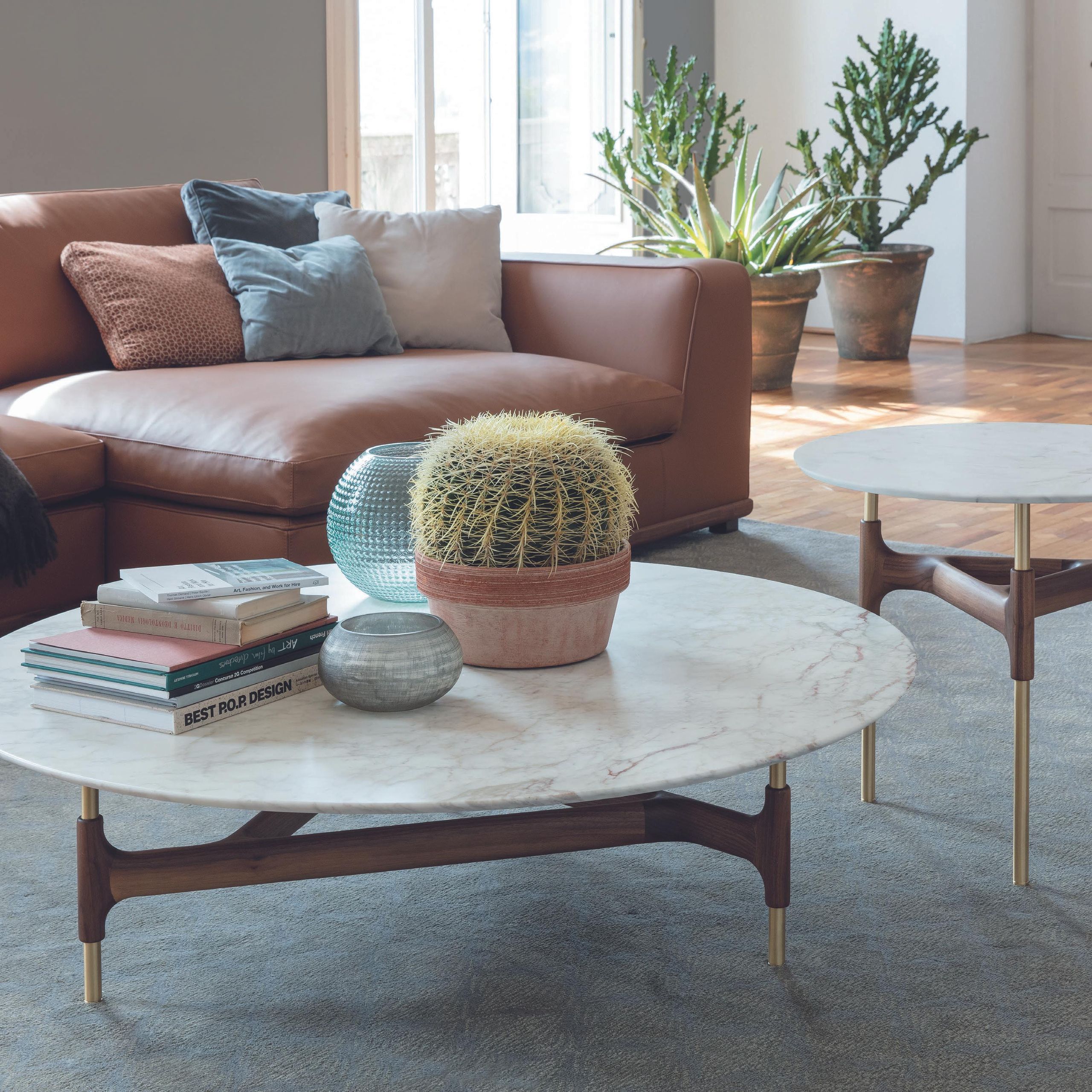 PORADA・GIOTTO Coffee table Jig Coffee Table by Porada • room service 360°