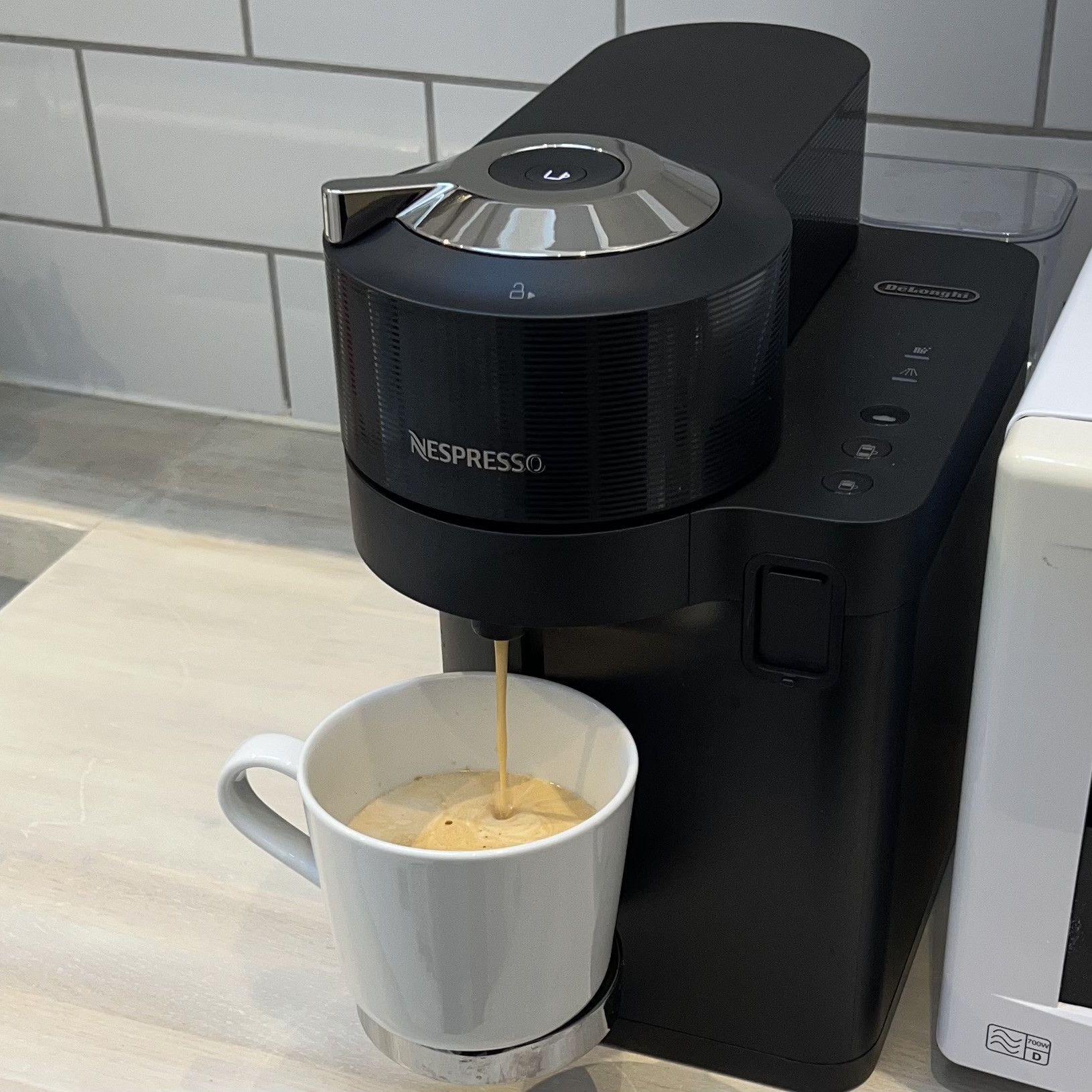 Nespresso Vertuo Lattissima coffee machine review | Top Ten Reviews