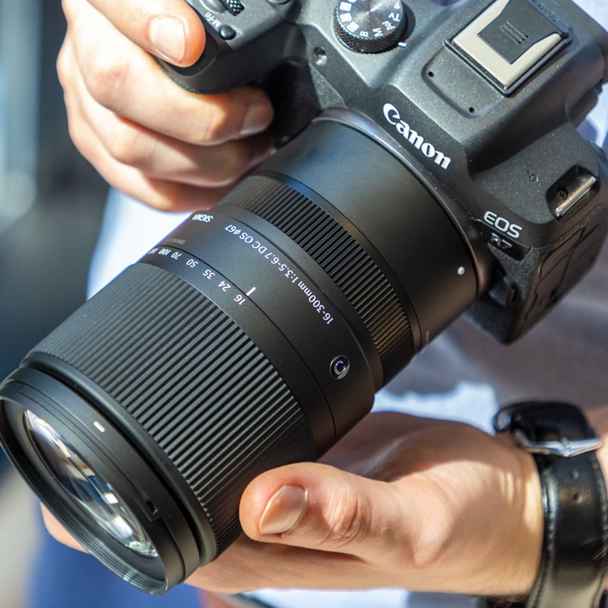 Sigma 16-300mm f/3.5-6.7 DC OS | C review: a travel lens that aims