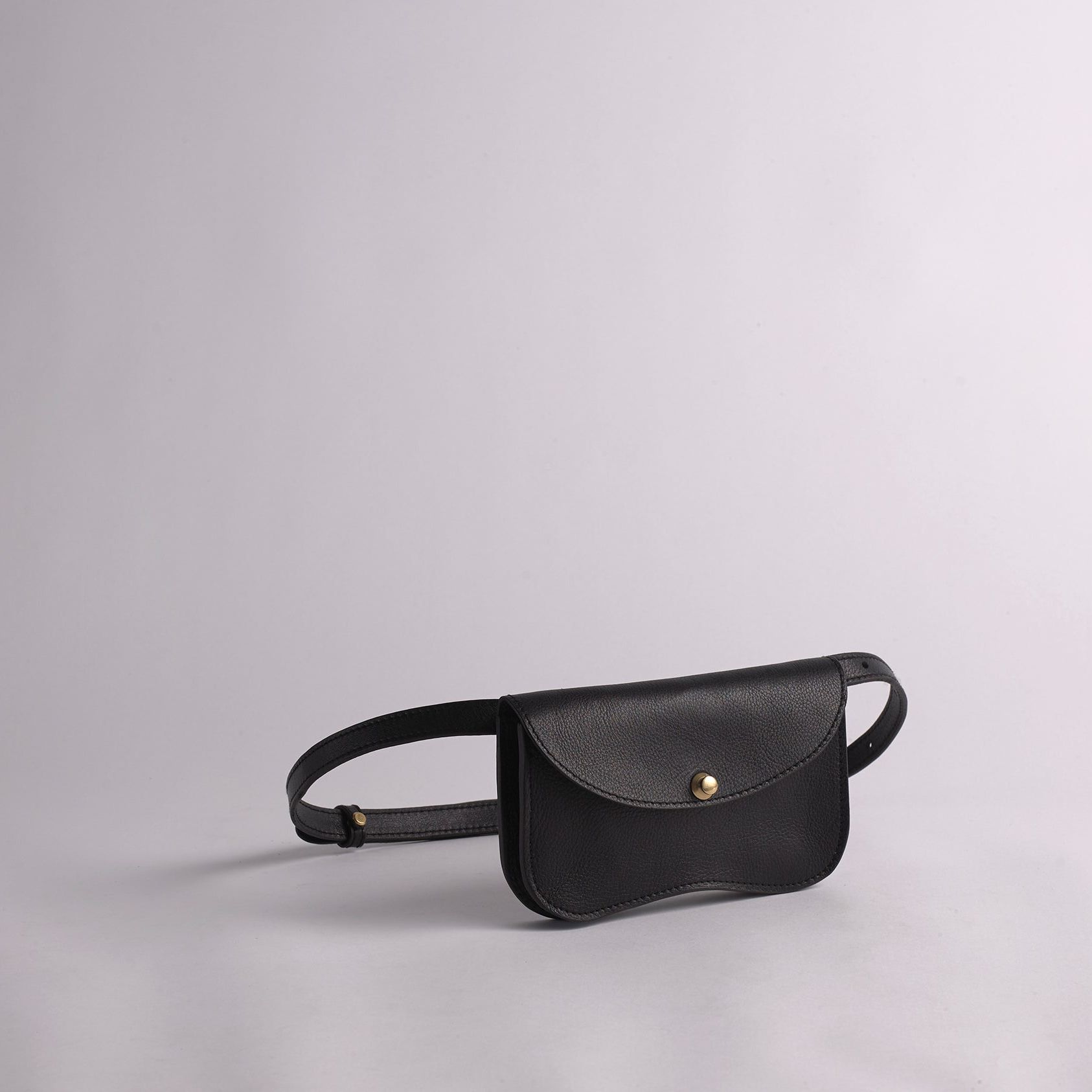 Faba in Black