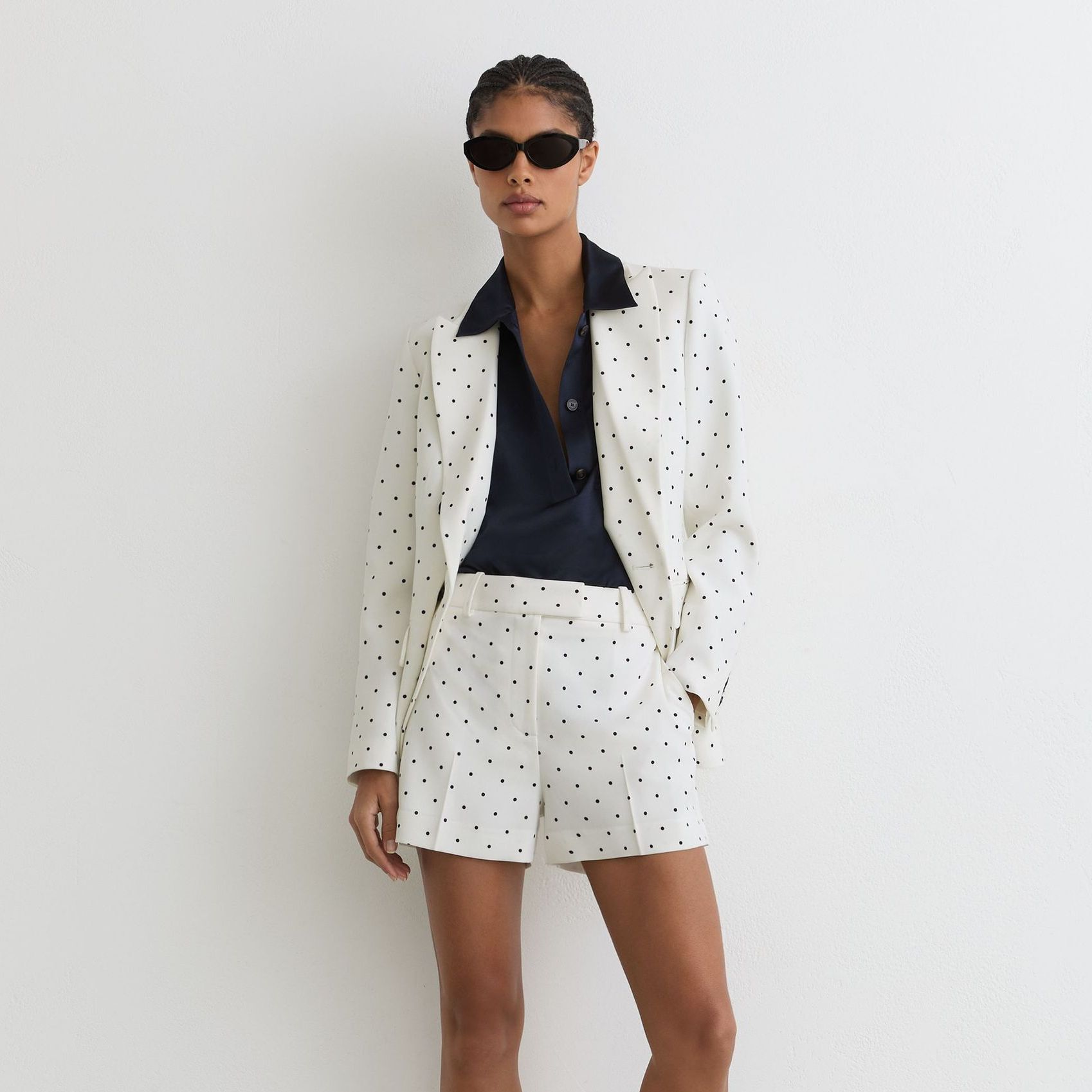 Polka-Dot Tailored Shorts in White/navy - Size 4